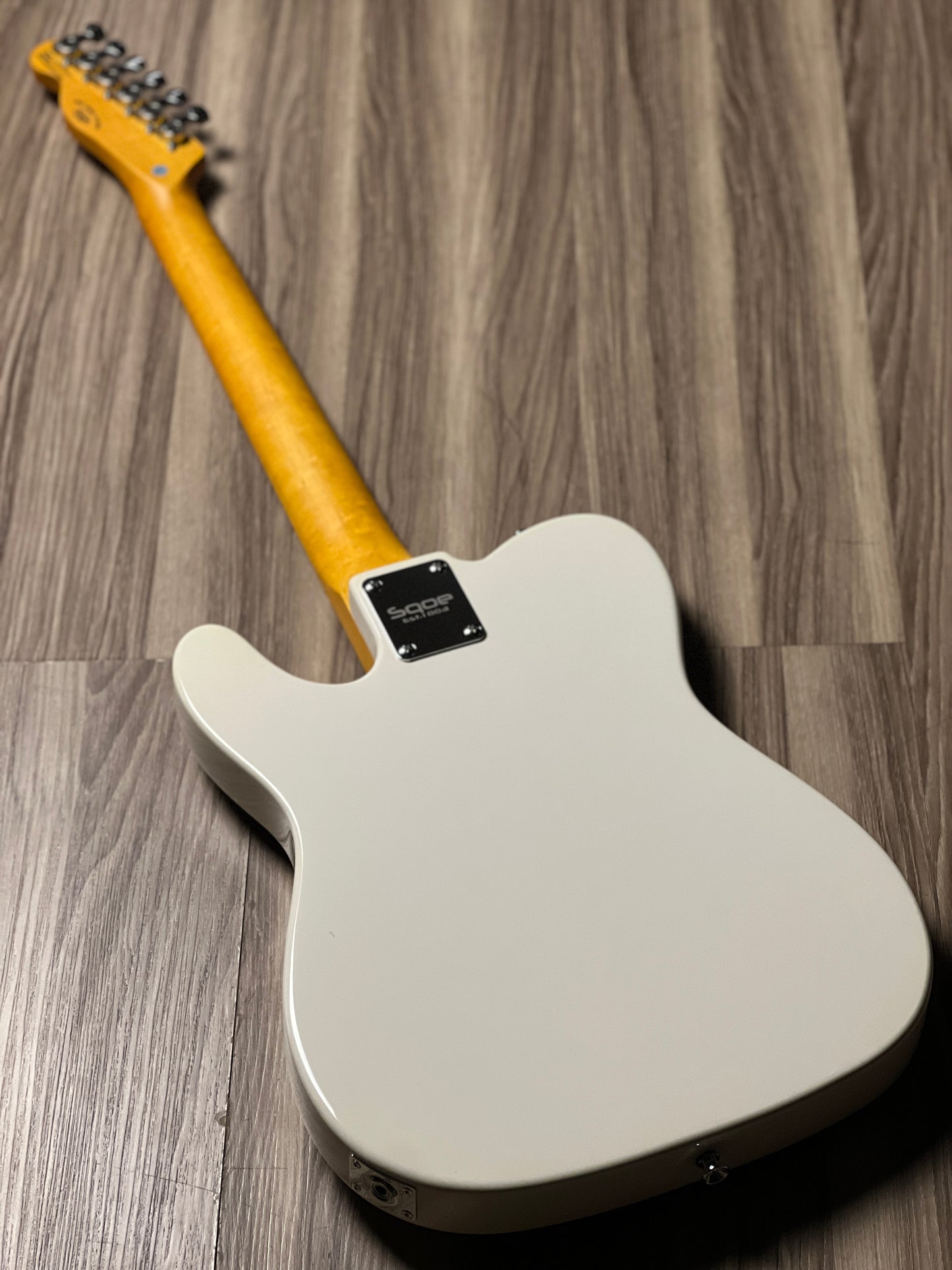 SQOE SETL250 with Maple FB in Olympic White