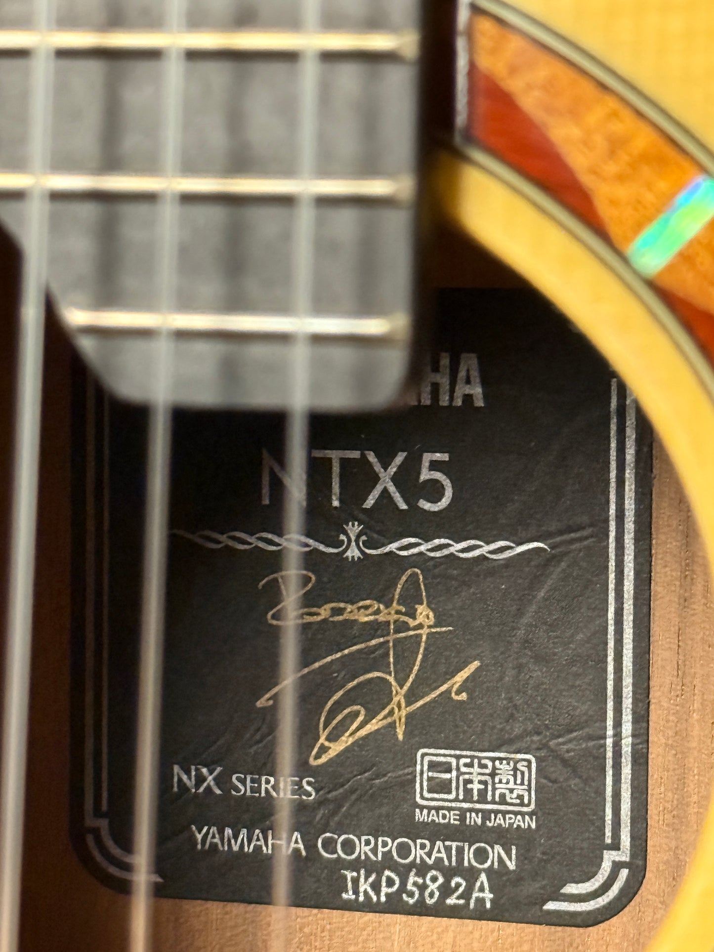 Yamaha NTX5 Acoustic-electric Nylon String Guitar