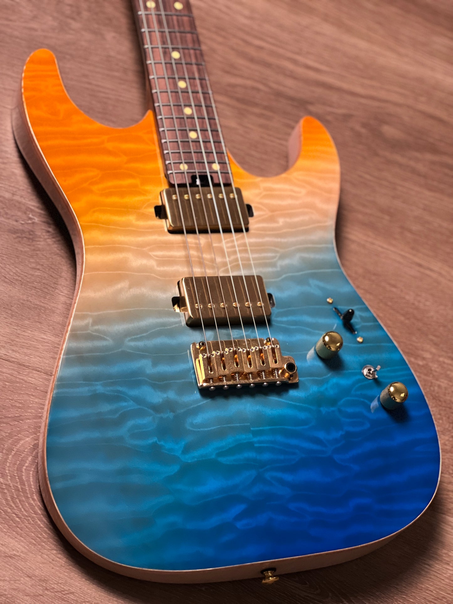 Soloking MS-1 Custom 24 HH QMT Elite in Beach Surf Fade
