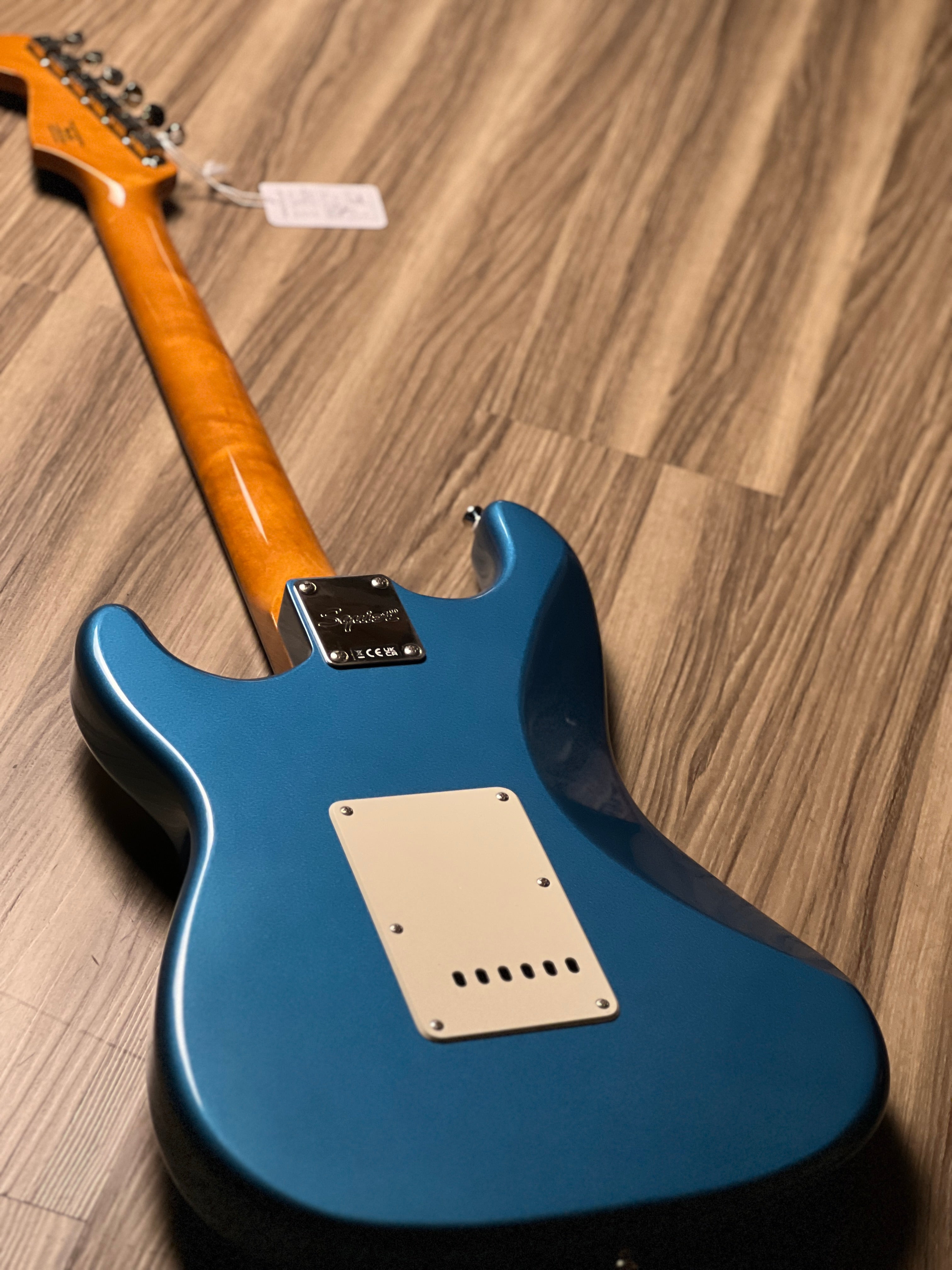 Squier Limited Ed Classic Vibe 60s Stratocaster HSS with Laurel FB
