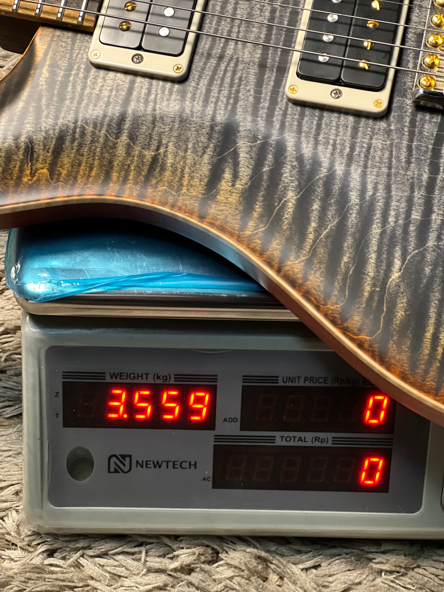 PRS Custom 24 Wood Library Burnt Maple Leaf Satin Rosewood Neck 0412052