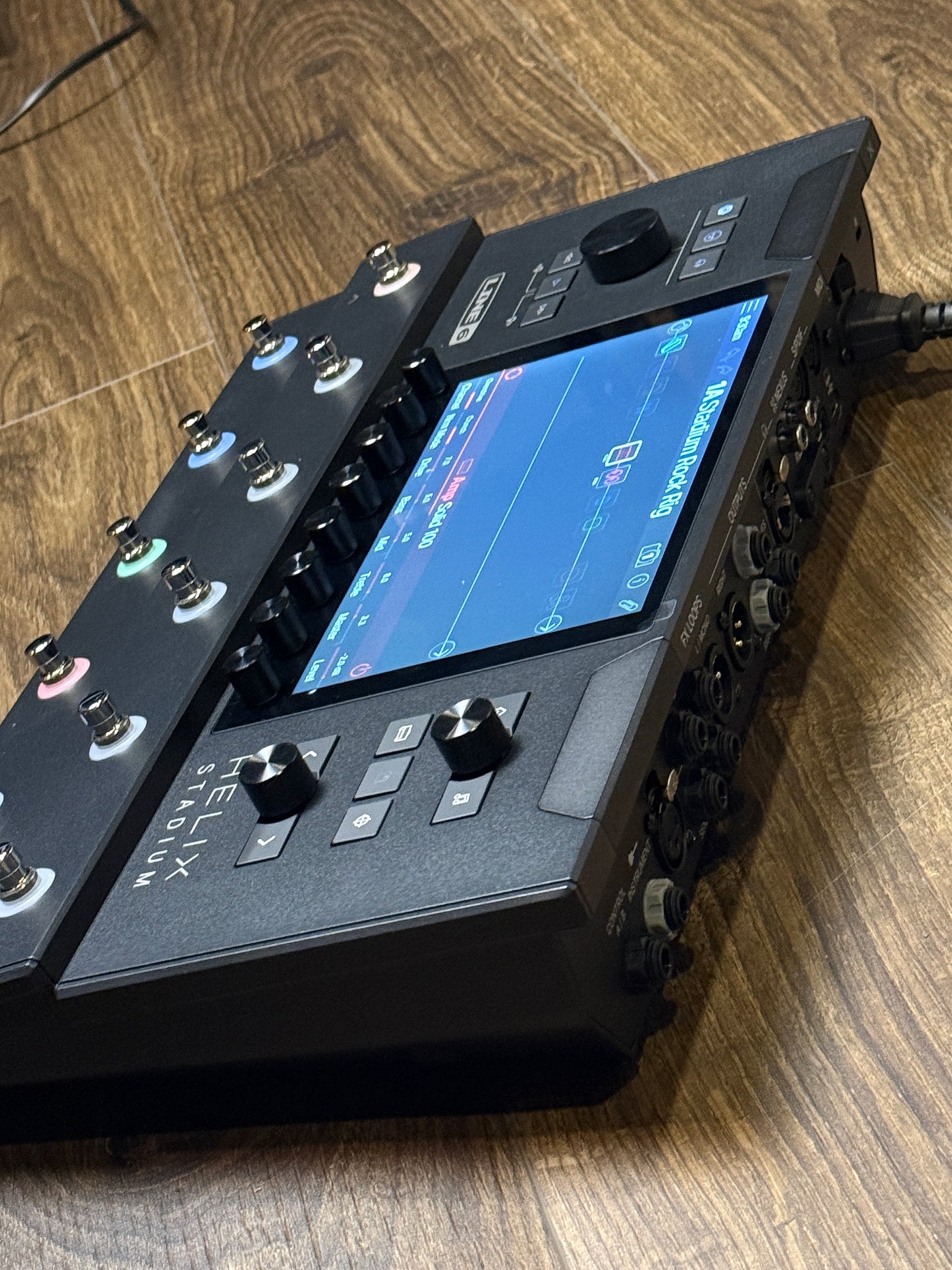 Line 6 Helix Stadium Amp Modeler and FX Processor
