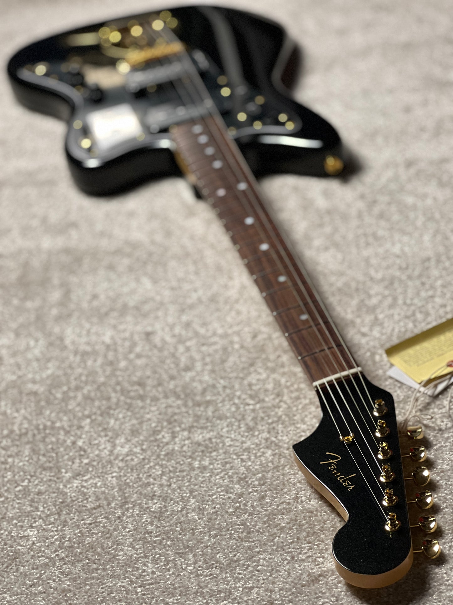 Fender Japan Traditional 2025 Collection 60s Jazzmaster with RW FB in Black Pearl JD25016137