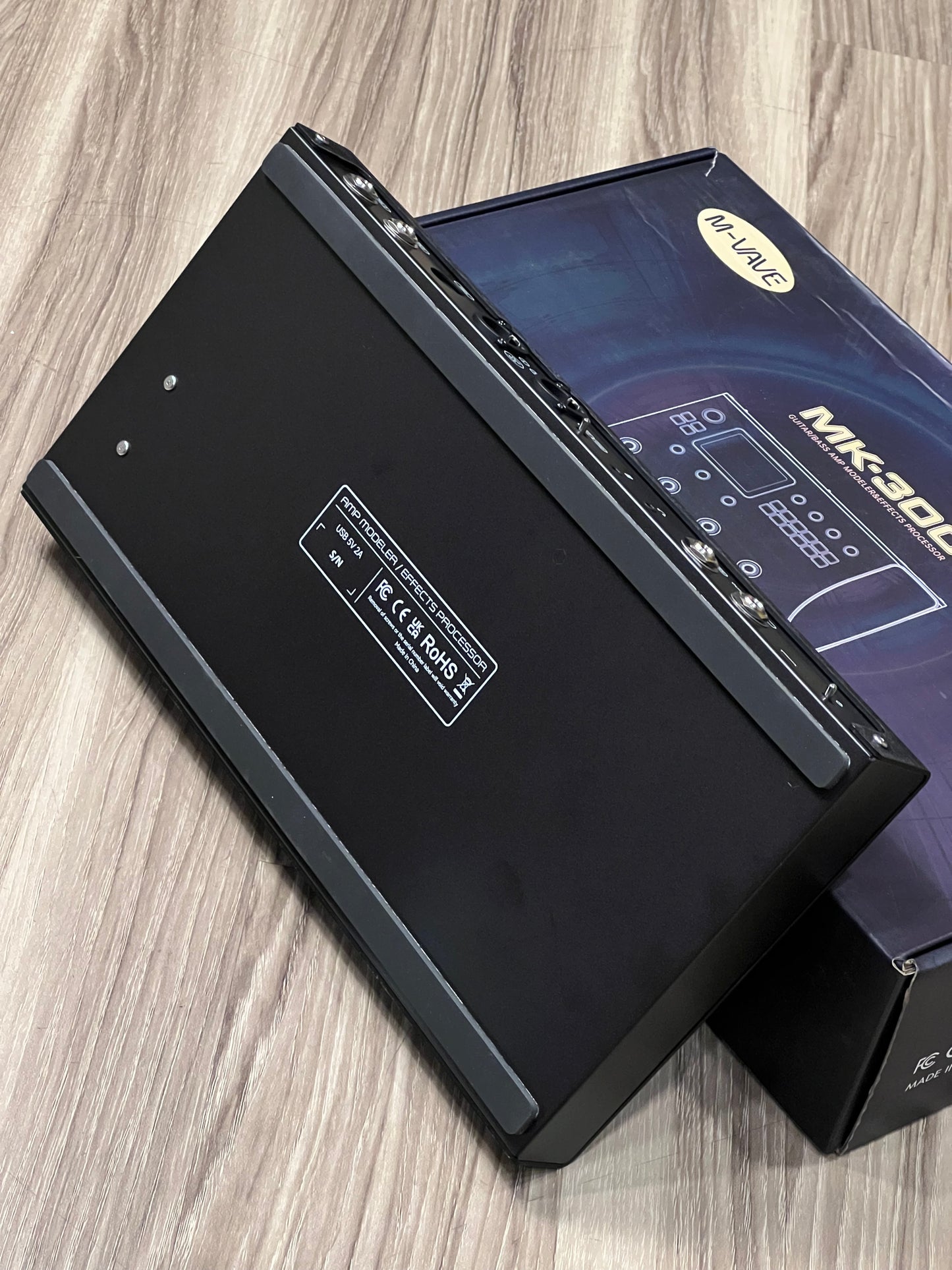 M-VAVE MK300 Guitar Multi-Effect Processor