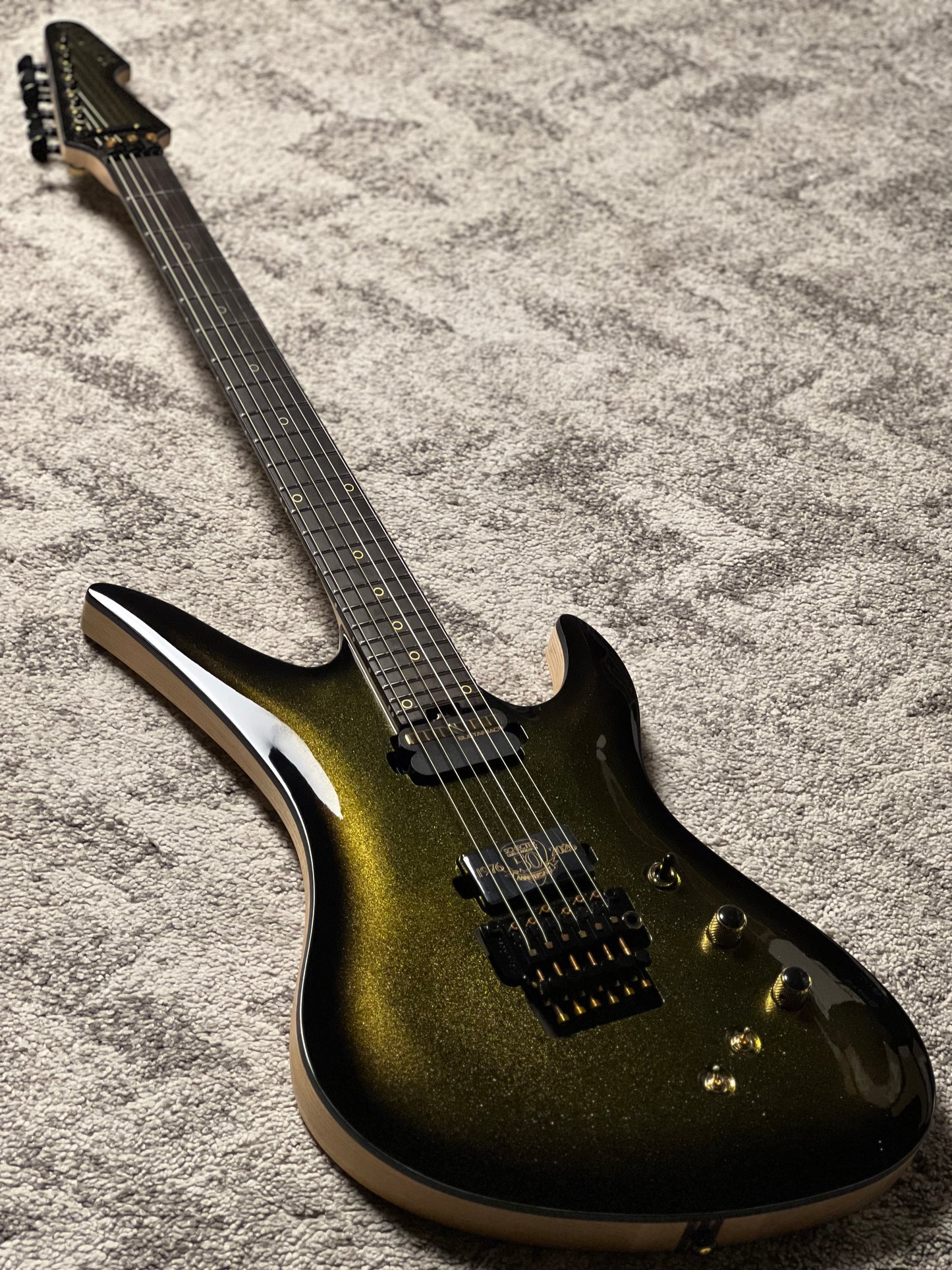 Schecter Avenger FR-S 50th Anniversary in Gold Burst