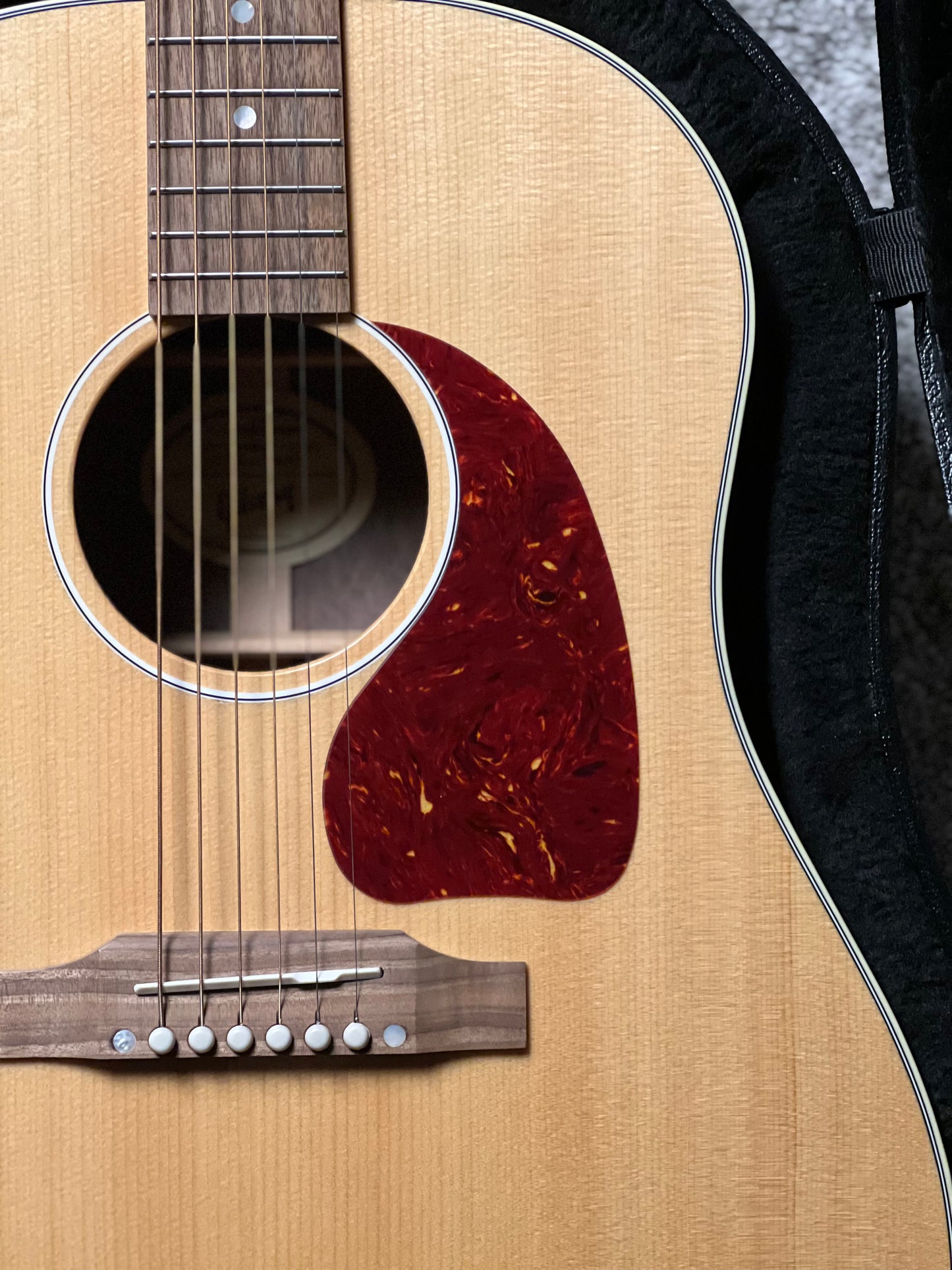 Gibson Acoustic J-45 Studio Walnut in Antique Natural 20393016