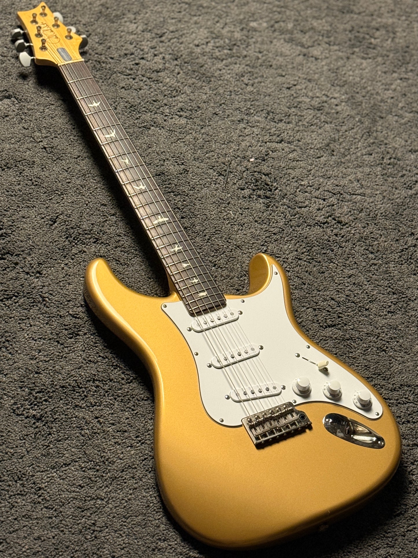 PRS Silver Sky in Golden Mesa with Rosewood Fingerboard (USED) 190286366