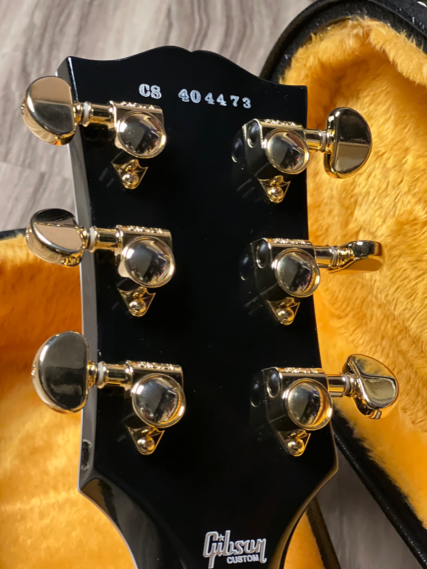 Gibson Les Paul Custom Ebony Fingerboard Gloss in Ebony w/ Case CS 404473