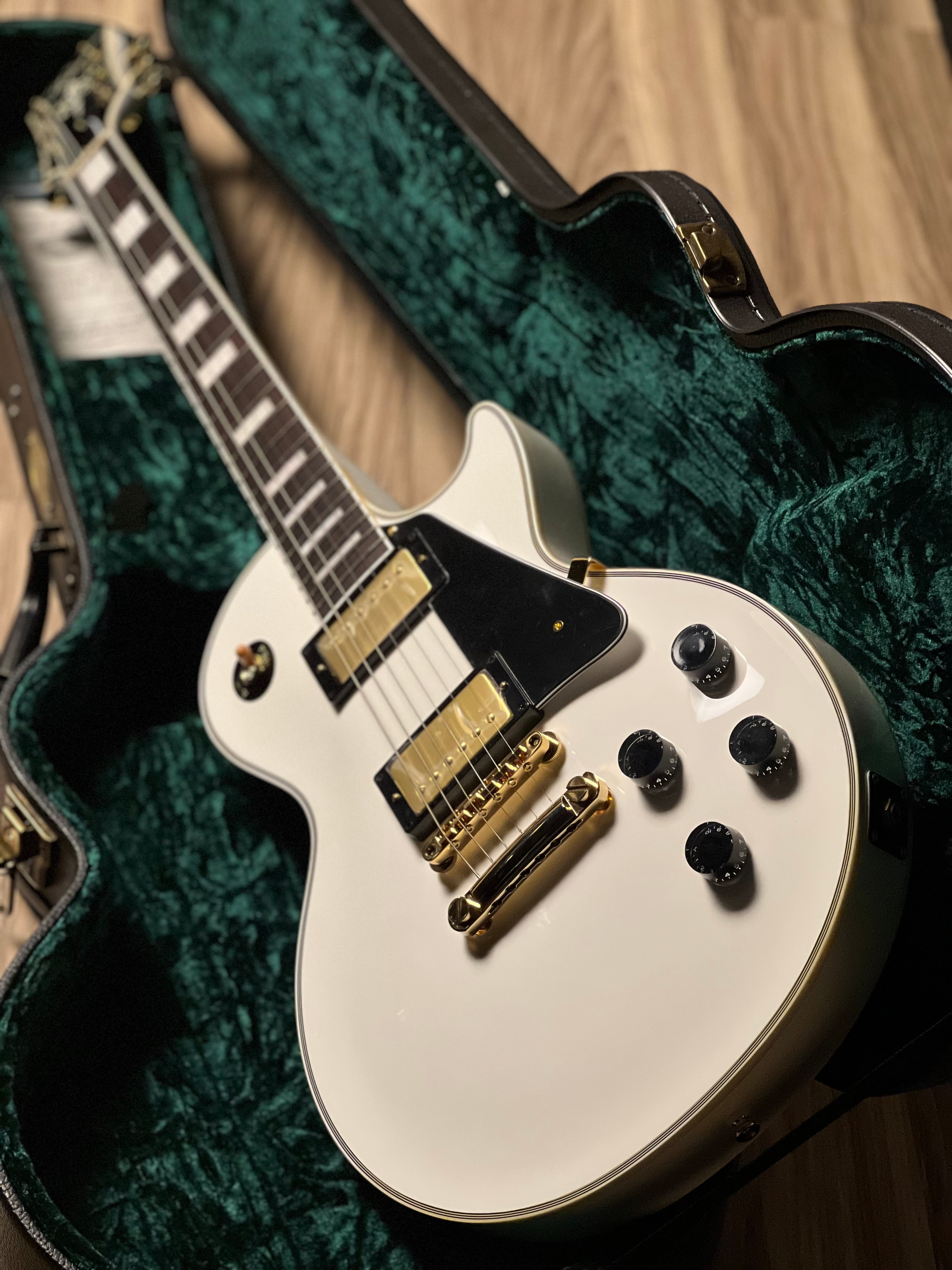 Tokai Love Rock Japan LC-101S in Snow White 2551197 – nafiriguitar.com