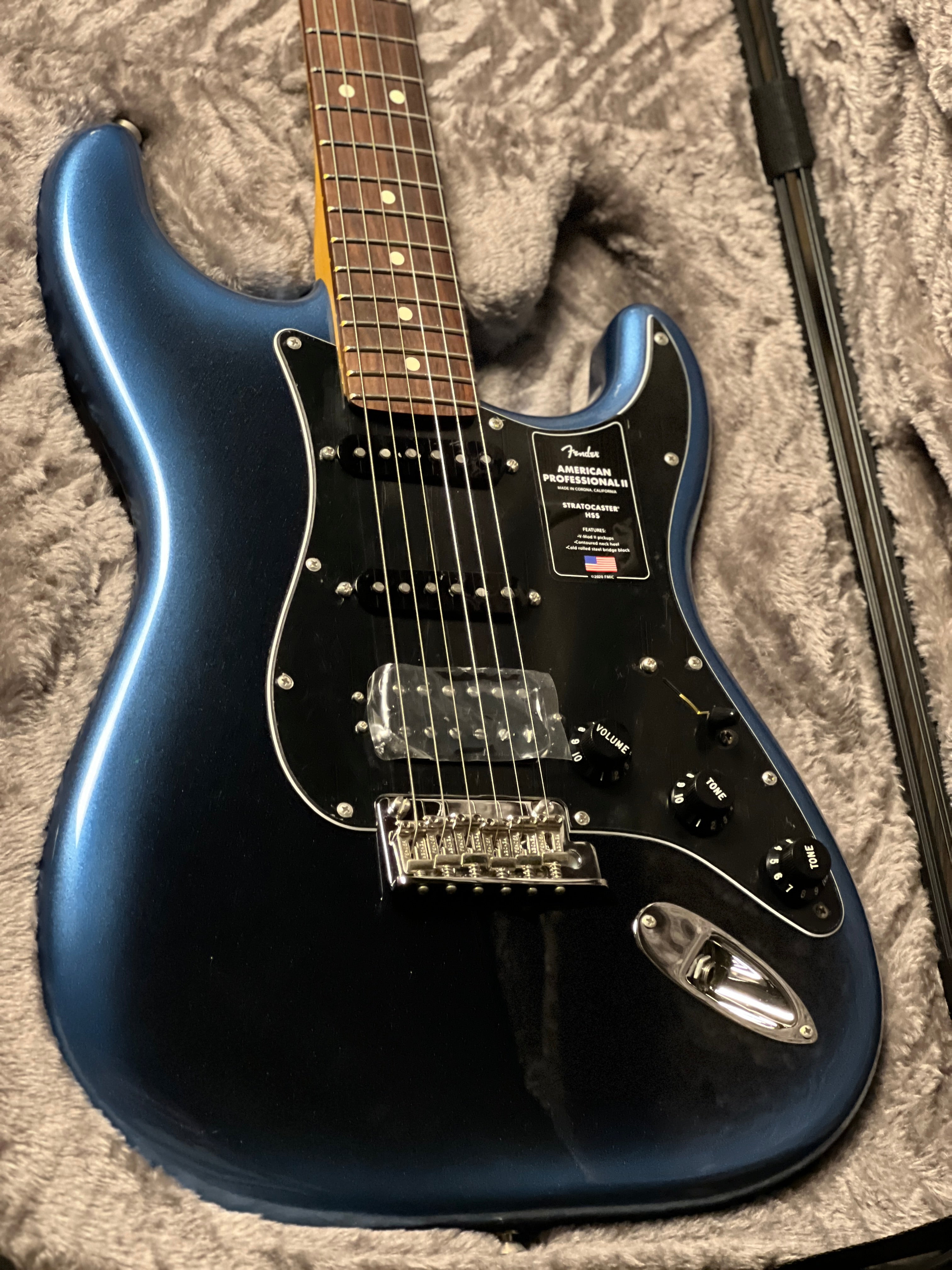 Fender American Professional II Stratocaster HSS - Dark Night with