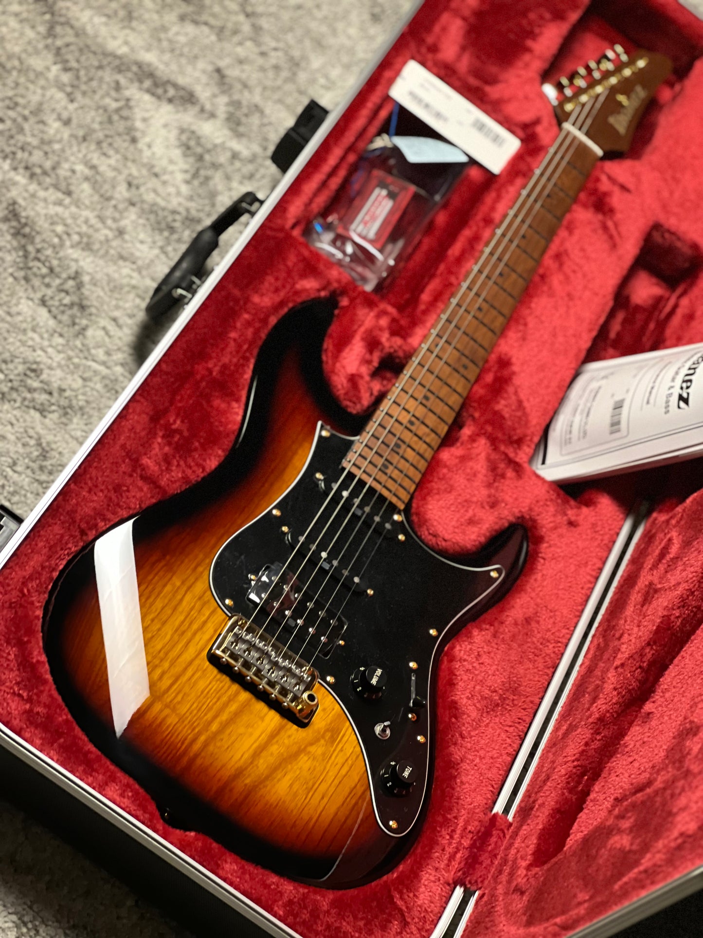 Ibanez Prestige AZ2204AG-TFB w/Case in Tri Fade Burst F2533630