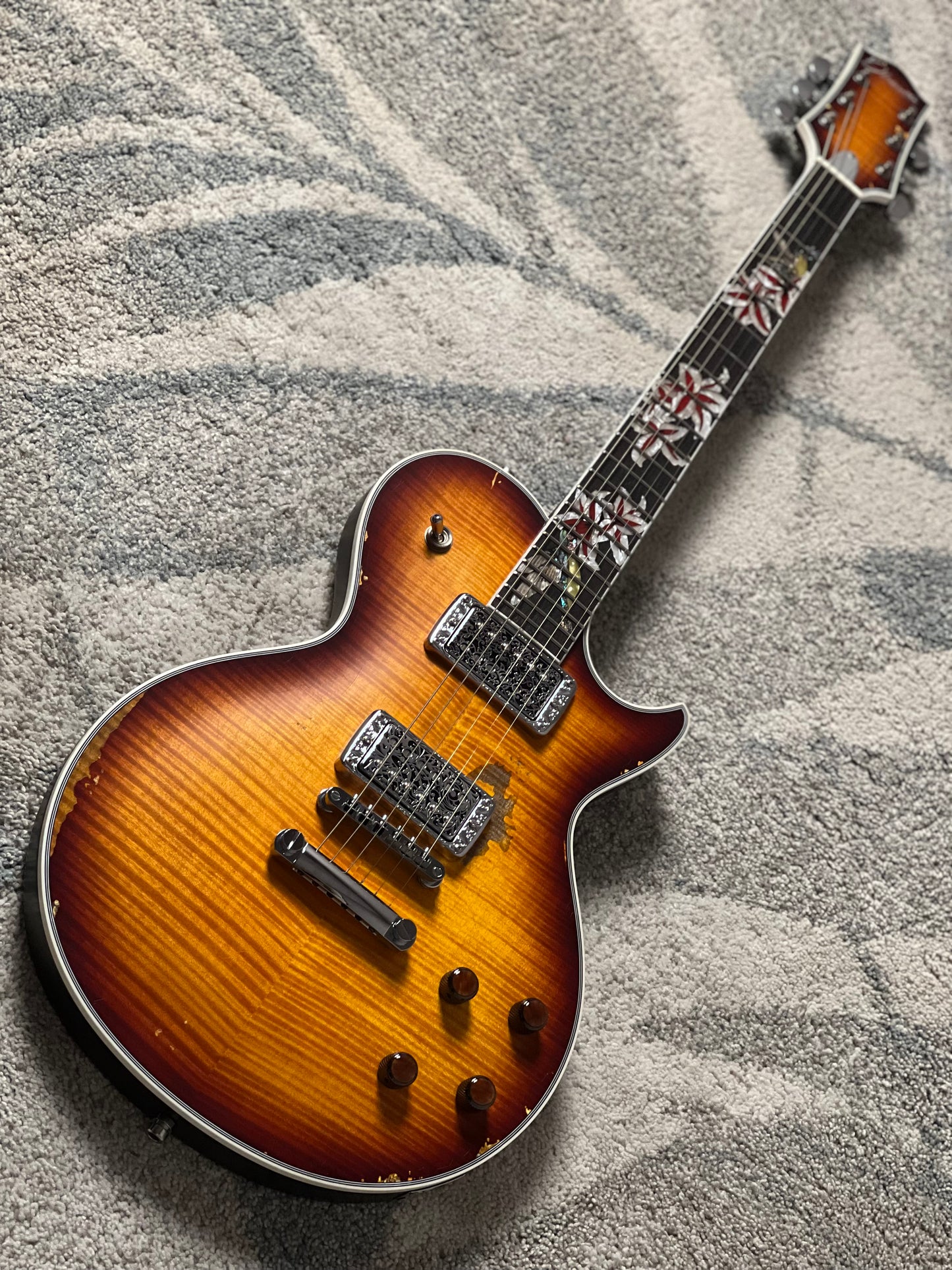 Dhatarattha Custom DLP in Iced Te Burst with 5A Quilt Top and Blooming Lilies Inlay