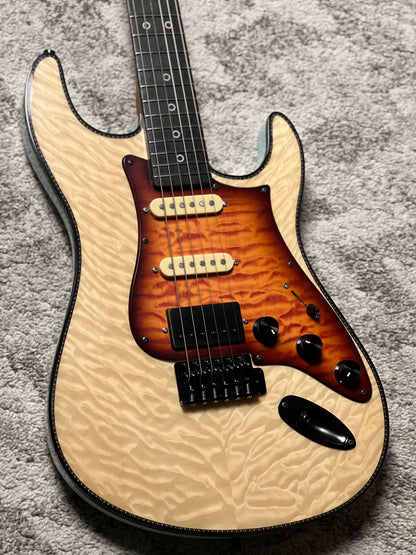 Dhatarattha Custom DST HSS Quilt in Gloss Natural with Rosewood FB