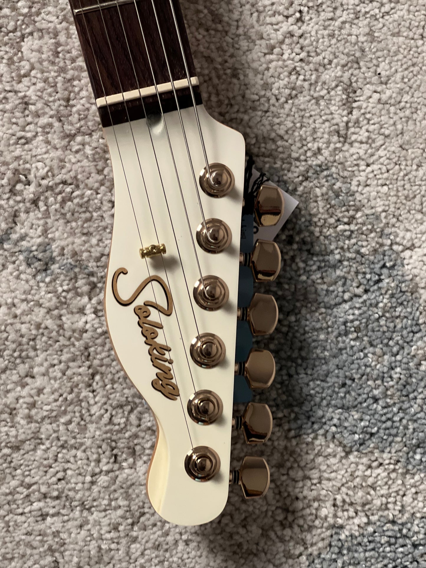 Soloking MT-1 Tribute 60s with Rosewood FB in Vintage White with Gold Hardware
