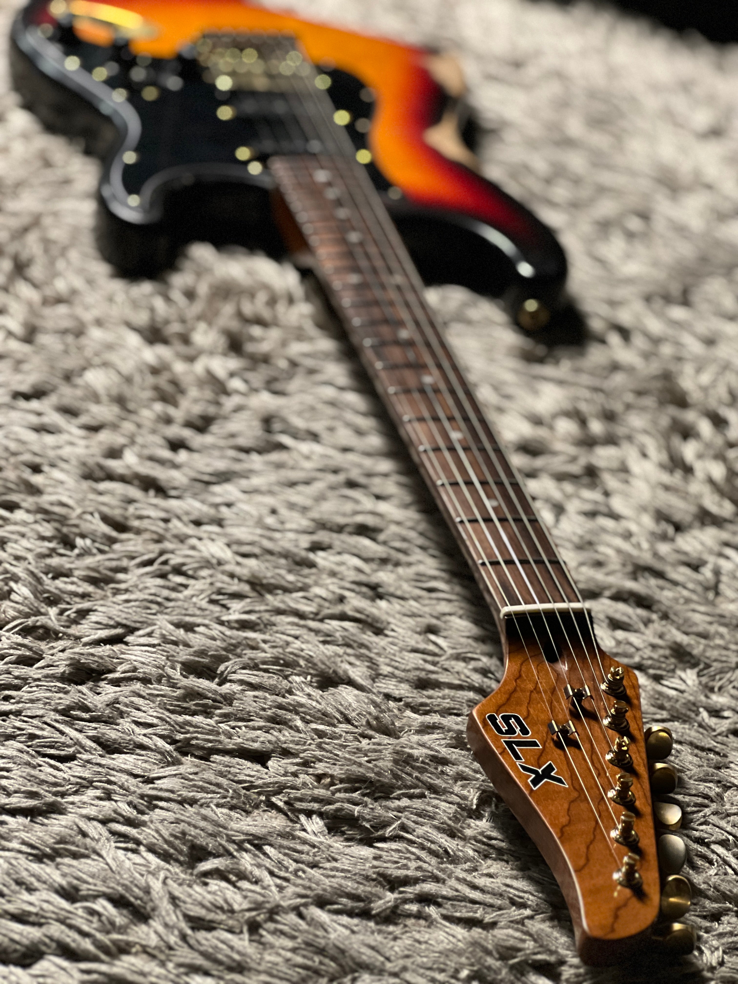SLX Hawk Antique in 3-Tone Sunburst with Gold Hardware