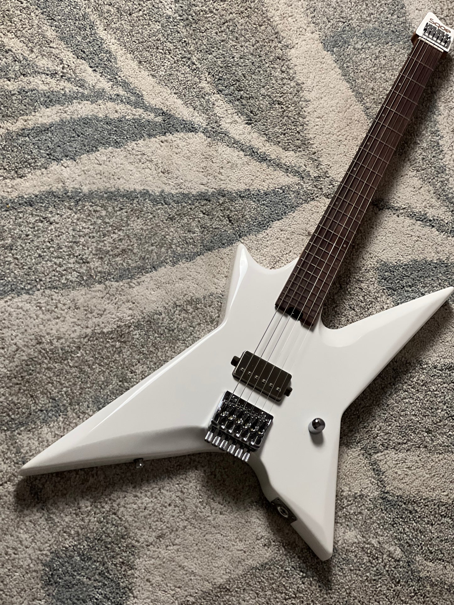 SQOE SEWT708 Headless in White