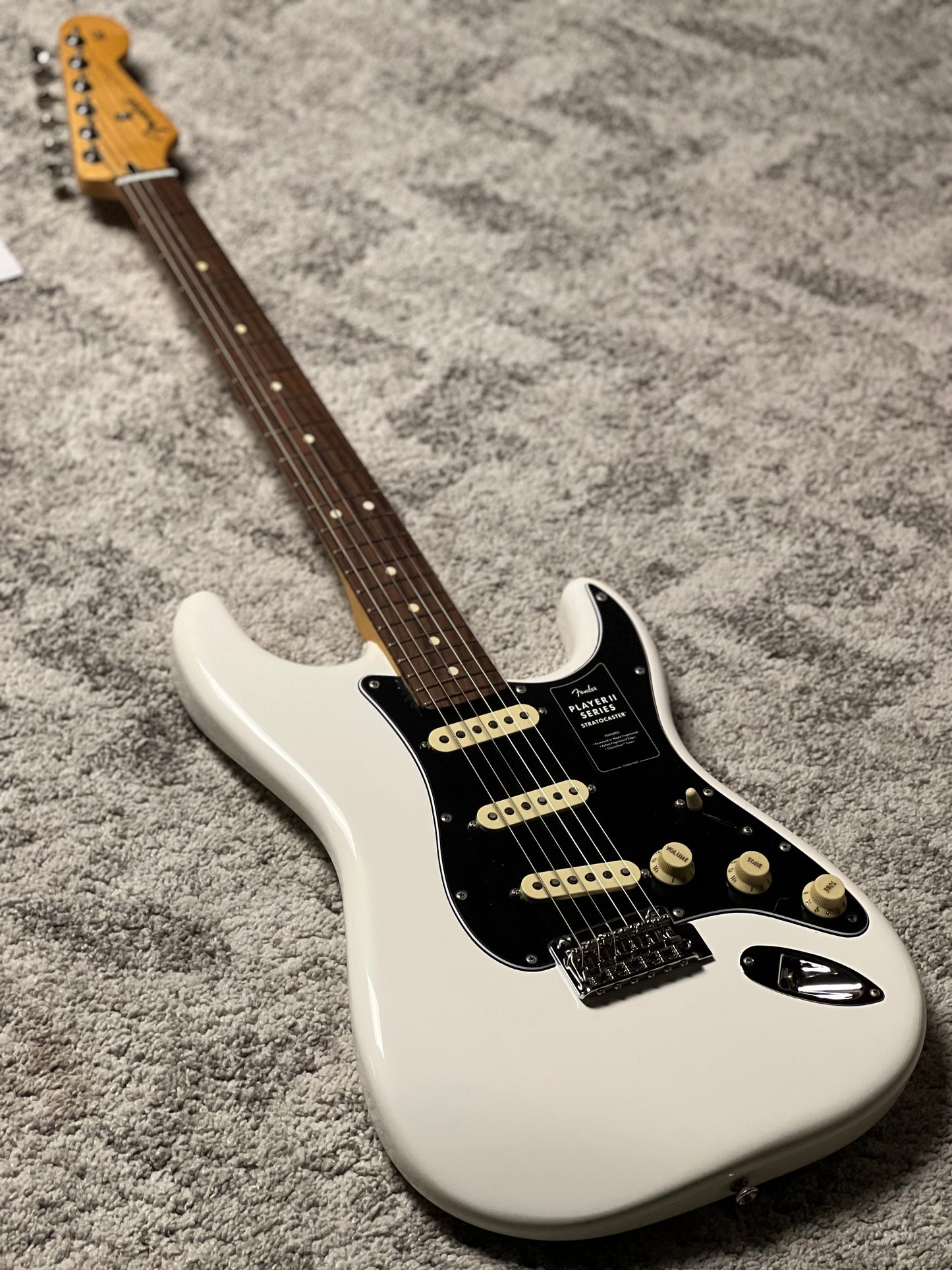 Fender Player II Stratocaster with RW FB in Polar White MXS24030919