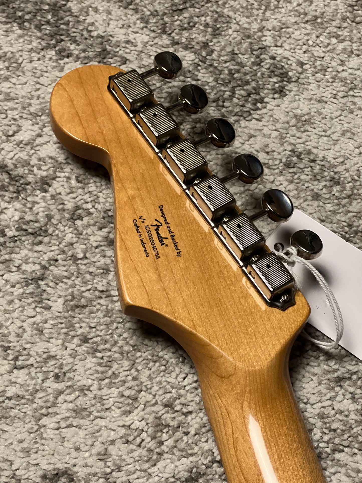 Squier FSR Classic Vibe 50s Stratocaster HSS with  w/Black Pickguard in Graffiti Yellow