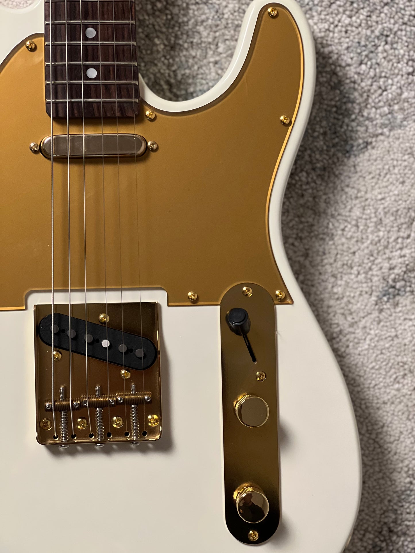 Soloking MT-1 Tribute 60s with Rosewood FB in Vintage White with Gold Hardware