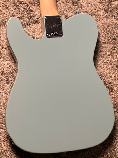 Squier FSR Sonic Telecaster Electric Guitar w/White Pickguard Laurel FB in Daphne Blue