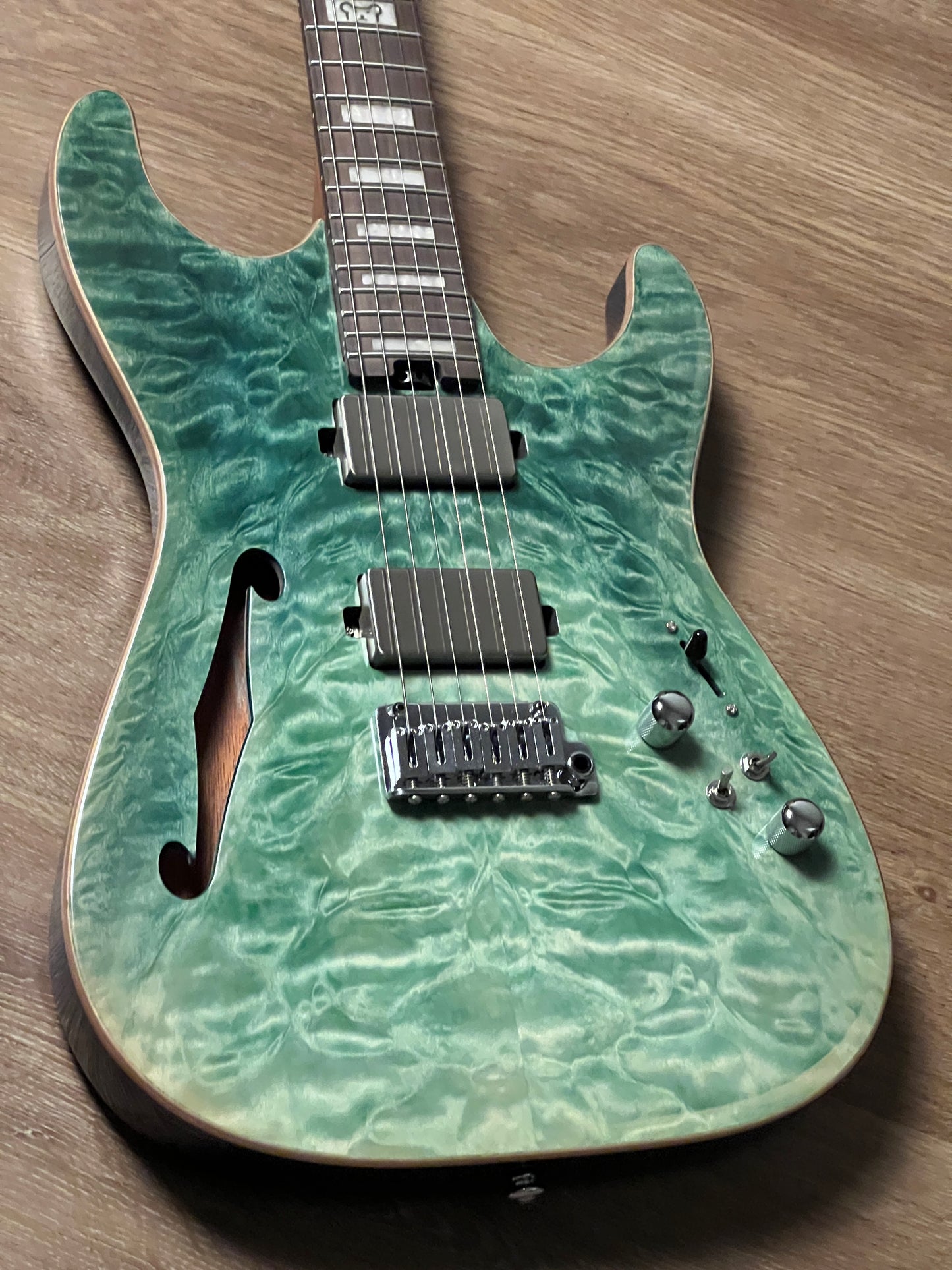 Soloking MS-1 Custom 24 HH Thinline Elite in Turquoise Wakesurf Limited Edition with Hardshell Case