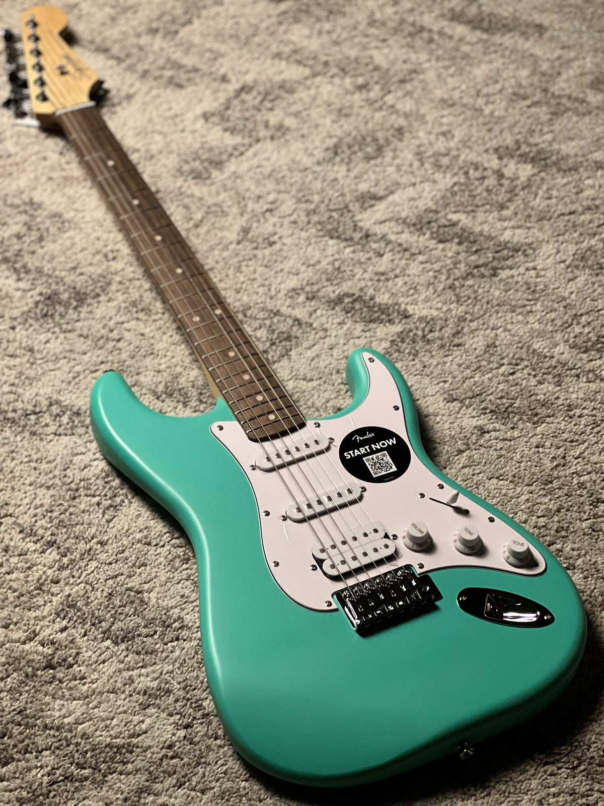 Squier Debut Series Stratocaster with Laurel FB in Sea Foam Green