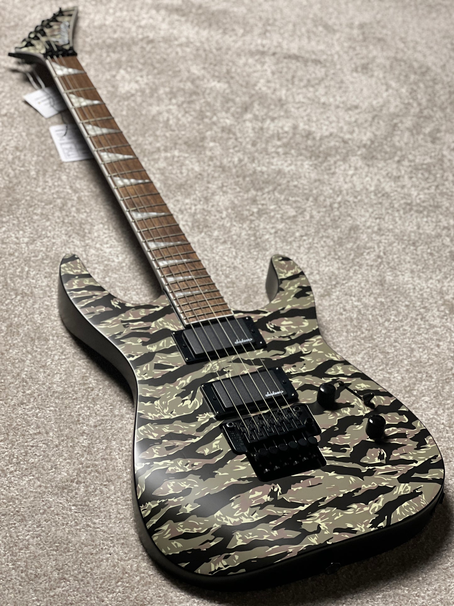 Jackson X Series Soloist SLX DX Camo with Laurel FB in Tiger Jungle Camo (USED)
