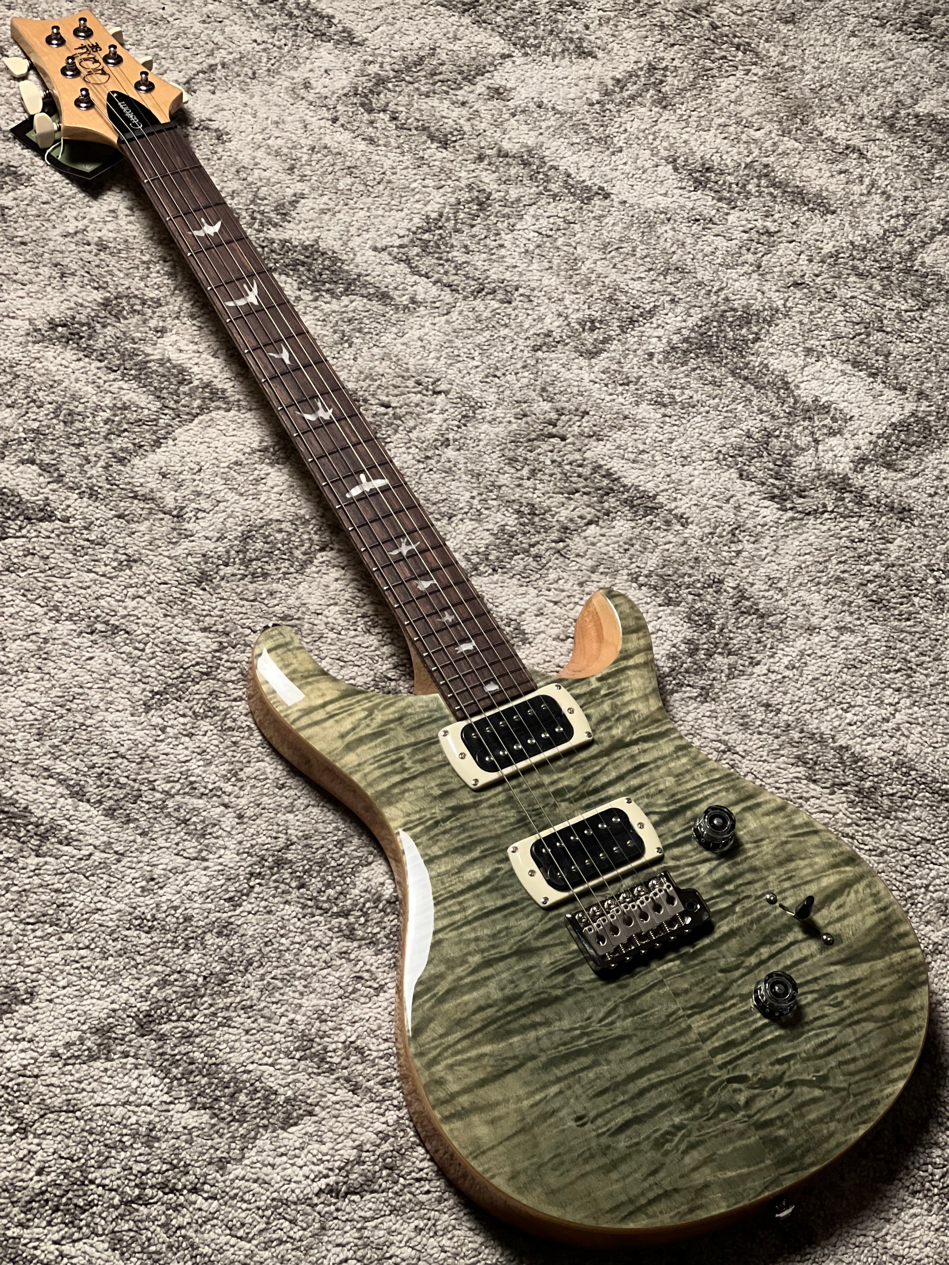 PRS SE Custom 24 Flame in Trampas Green – nafiriguitar.com