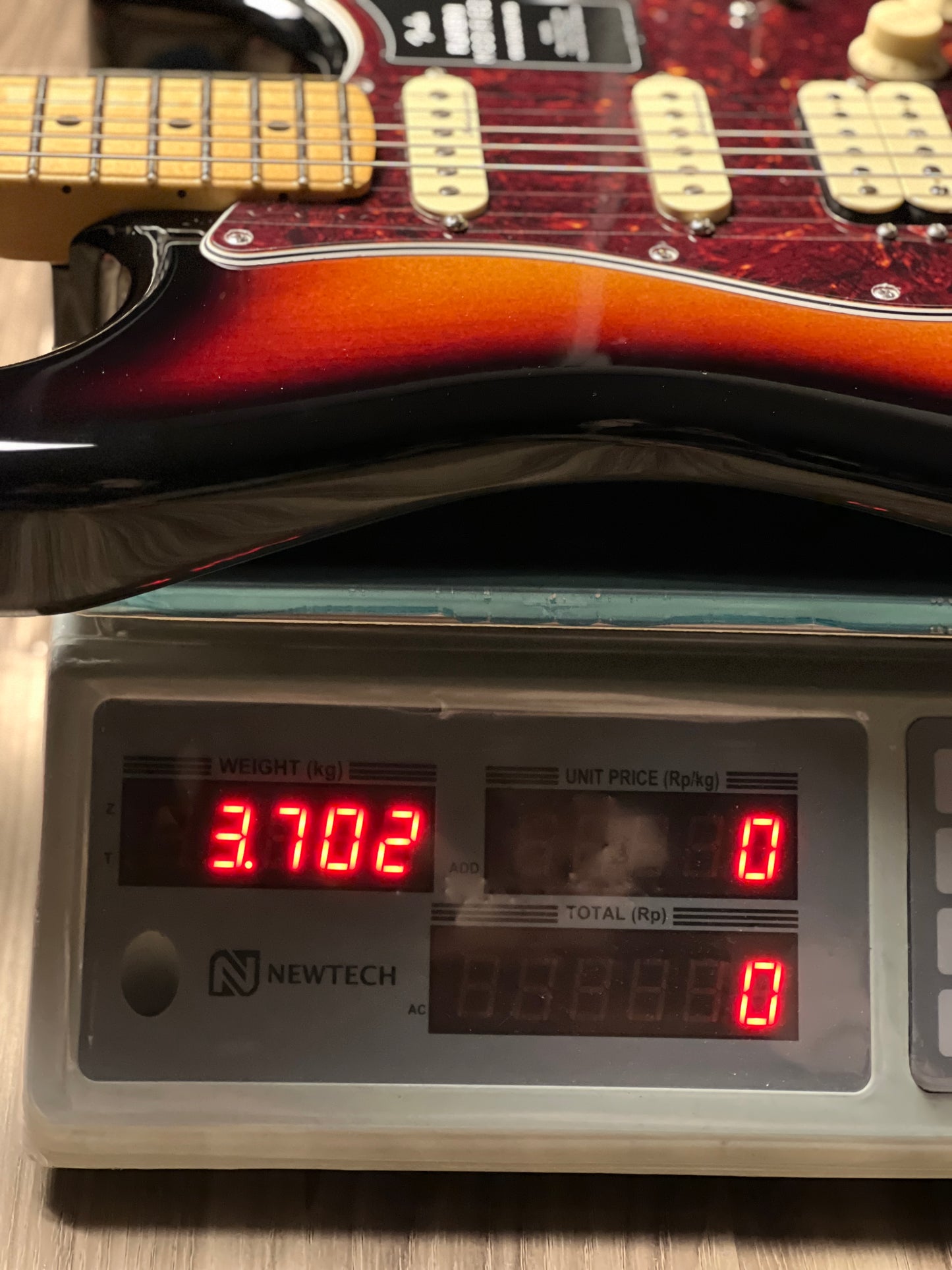 Fender Player II Modified Stratocaster HSS with Maple FB in 3 Tone Sunburst MX25025891