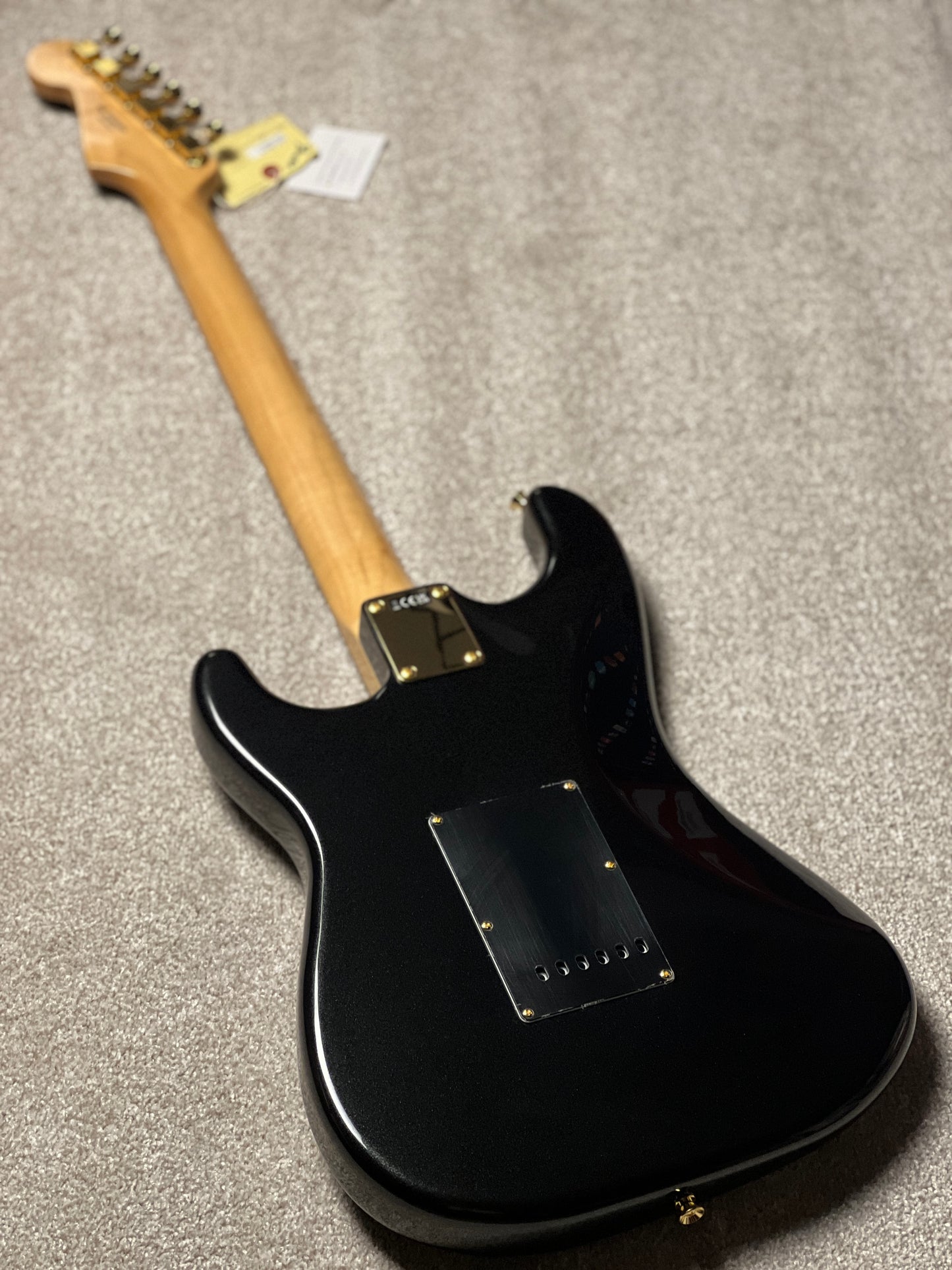Fender Japan Traditional 2025 Collection 60s Stratocaster with RW FB in Black Pearl JD25014977