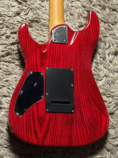 Soloking MS-1 Custom ในสีม่วงแดงใสพร้อมคอไม้เมเปิ้ลย่างและตัวไม้แอช 