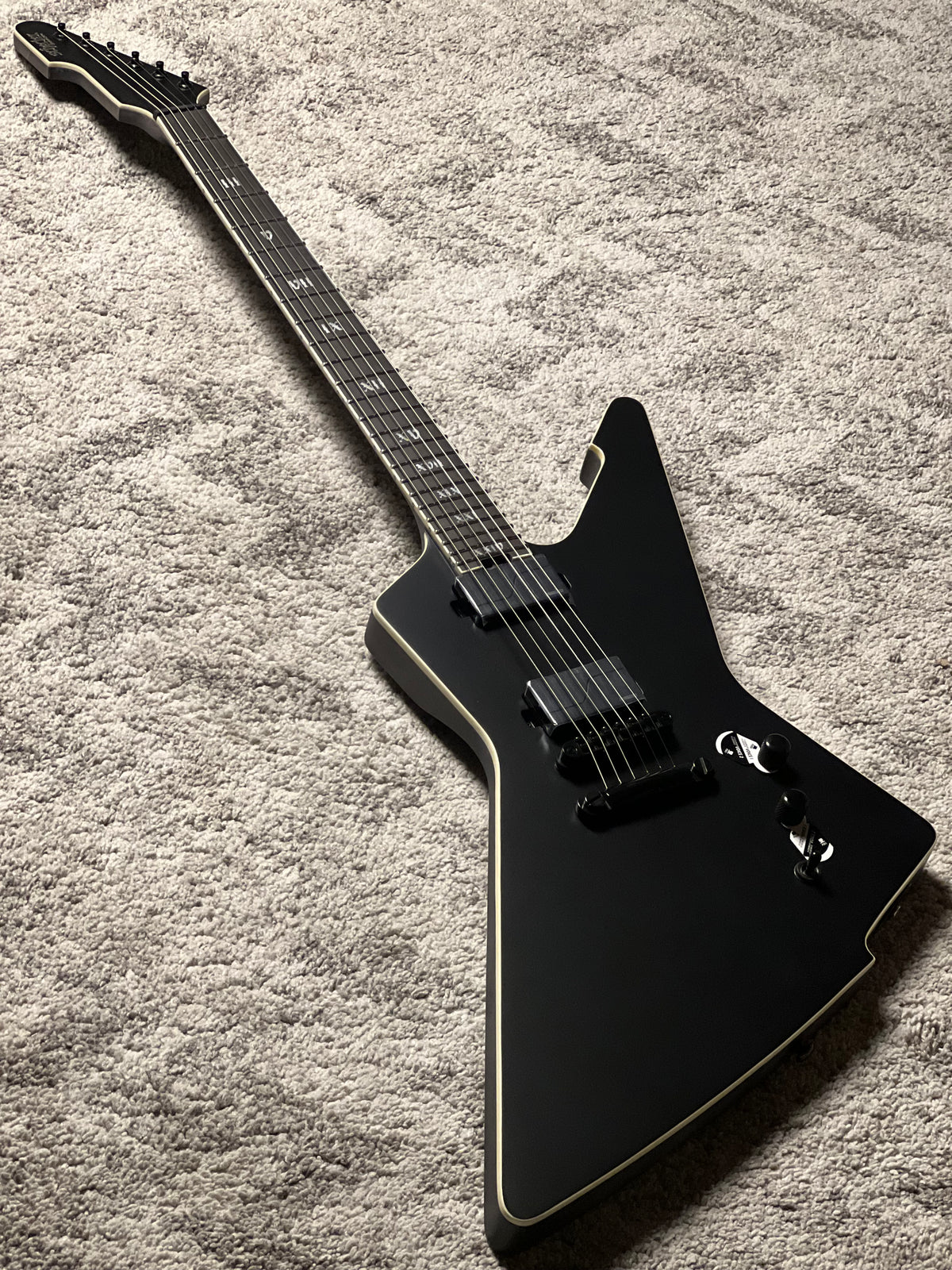 Schecter E-1 SLS Evil Twin in Satin Black