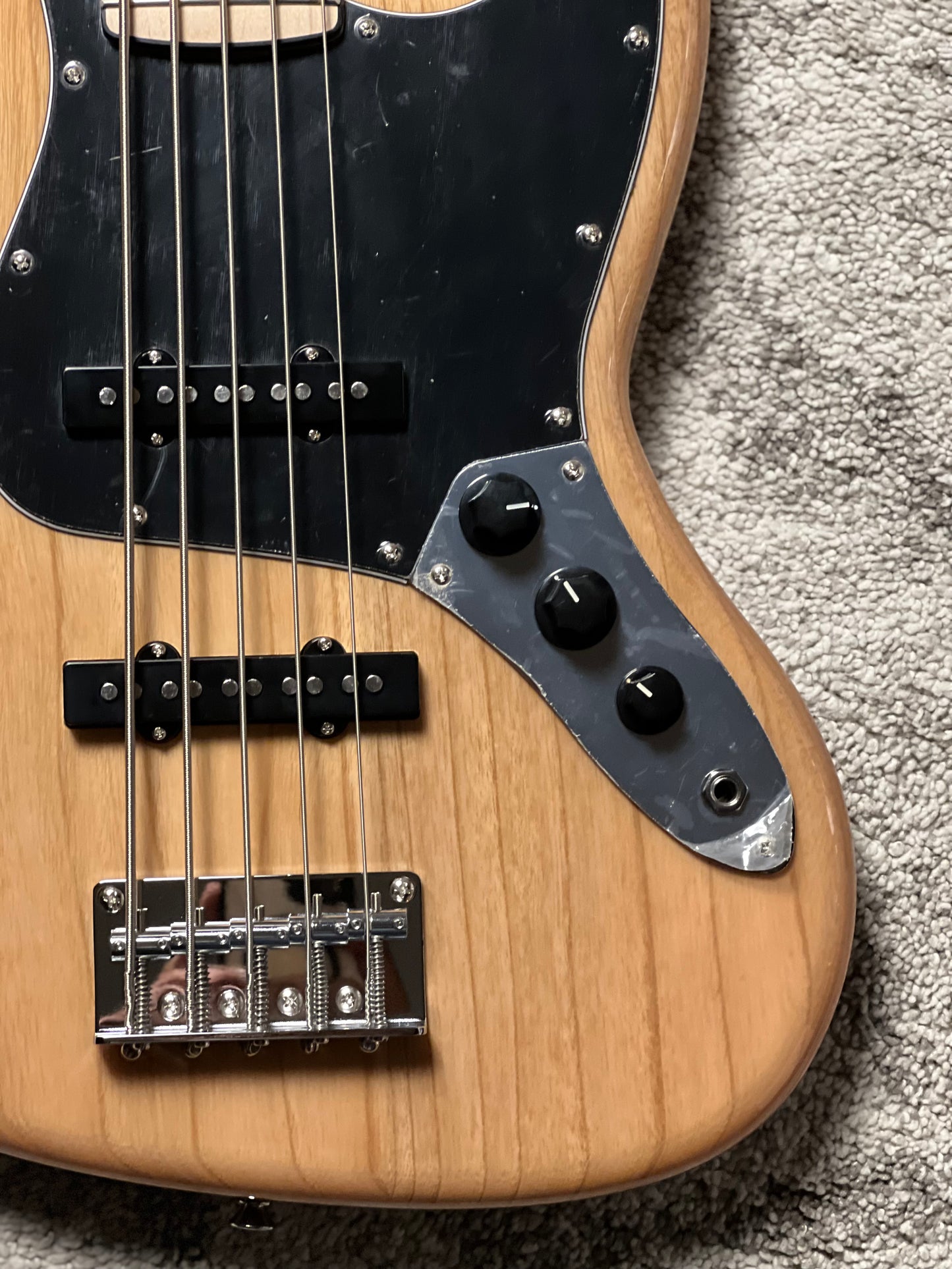 SLX Sparrow 70s Special V Essentials with Maple FB in Vintage Natural