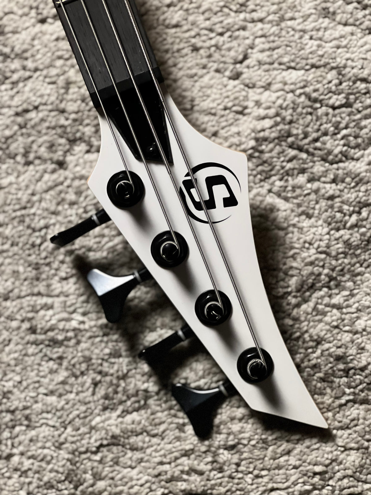 S by Solar Bass AB4.4W in White