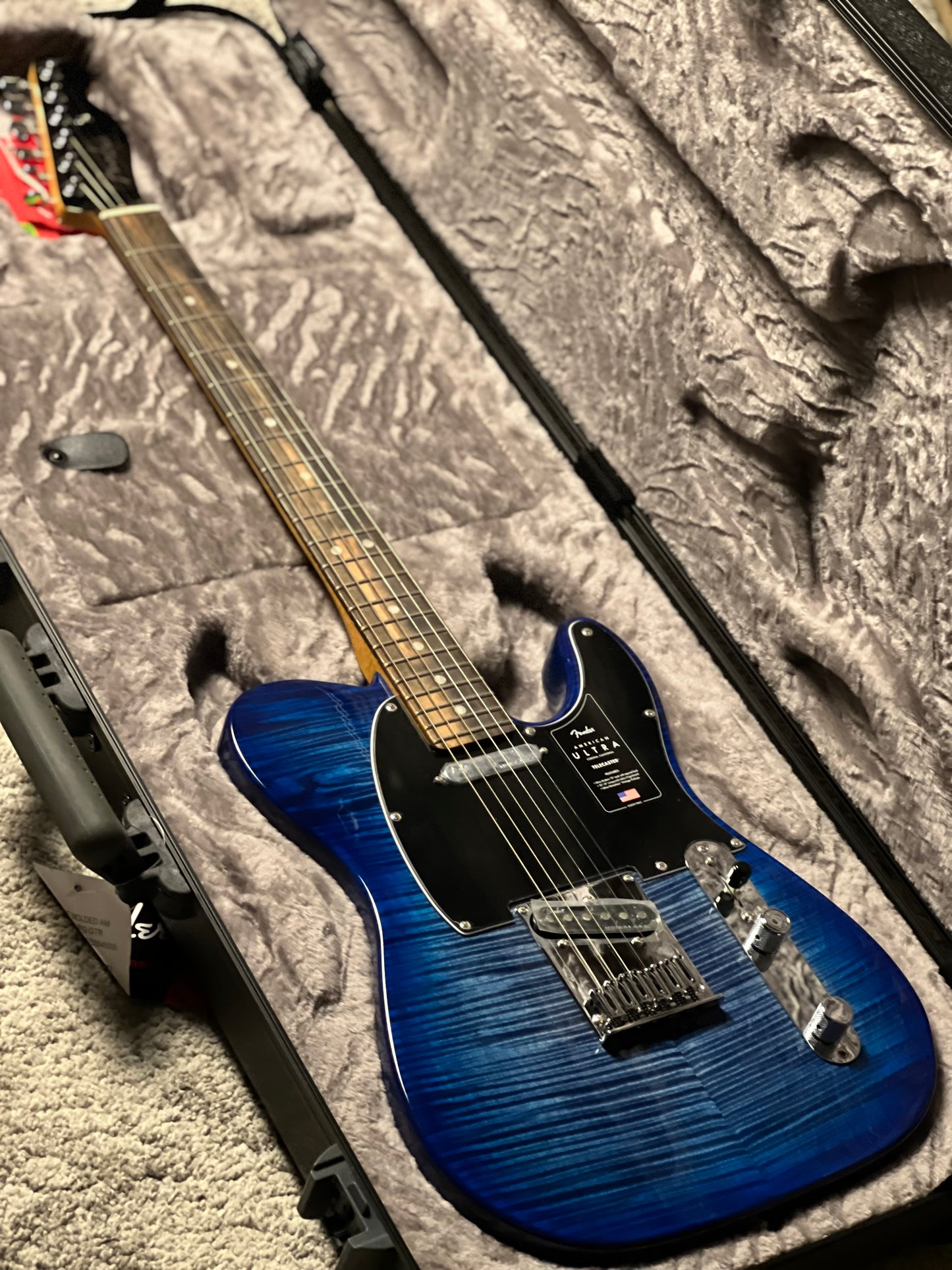 Fender American Ultra Limited Edition Telecaster with Ebony FB In Denim Burst US21016301