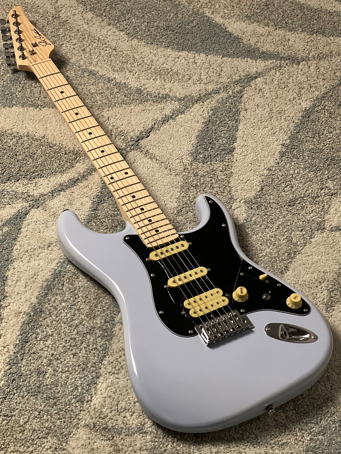 SLX Hawk Classic Essentials 22 HSS with Maple FB in Sonic Blue