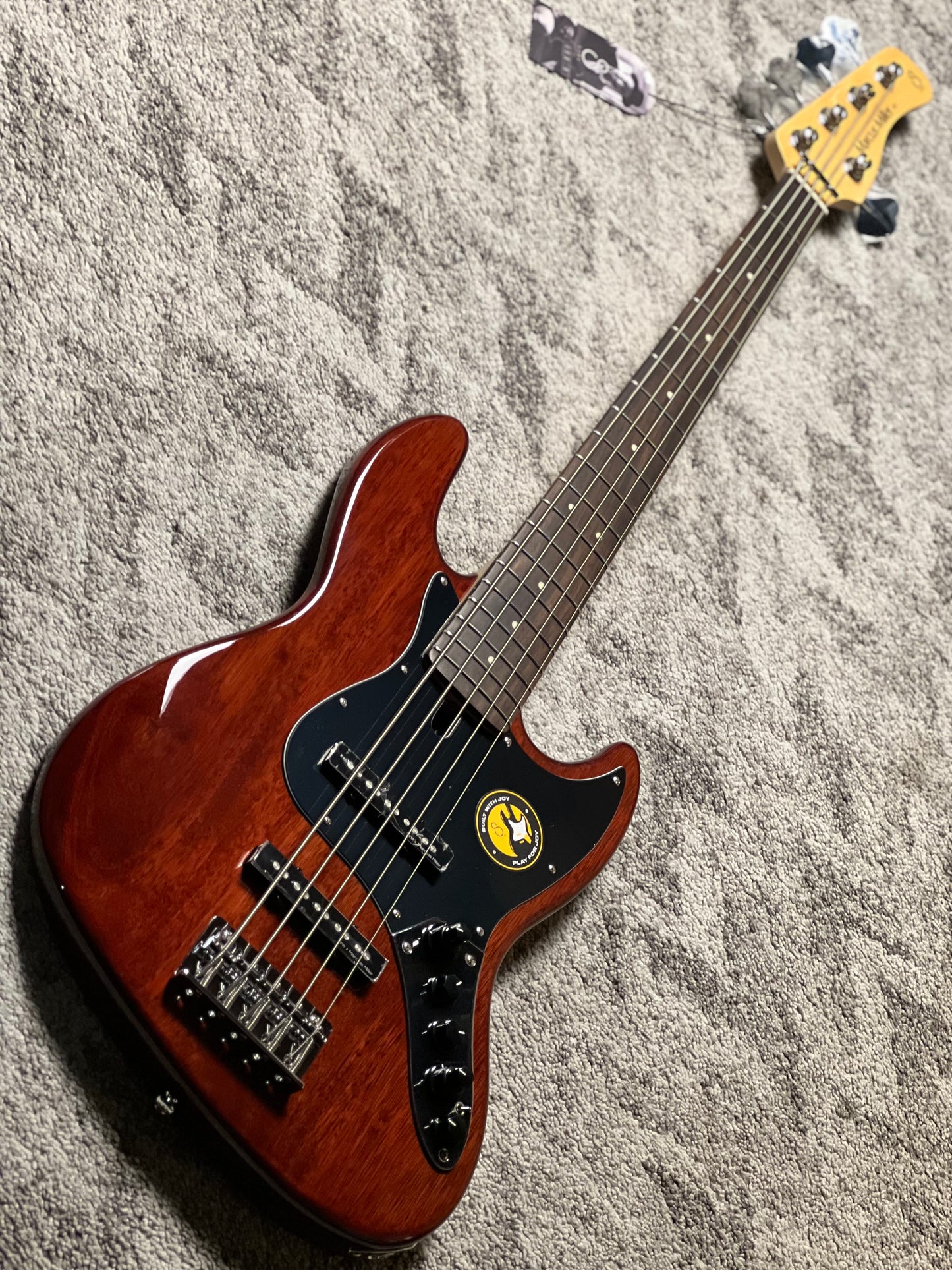 Sire Marcus Miller Bass V3-5 String 2nd Generation in Mahogany