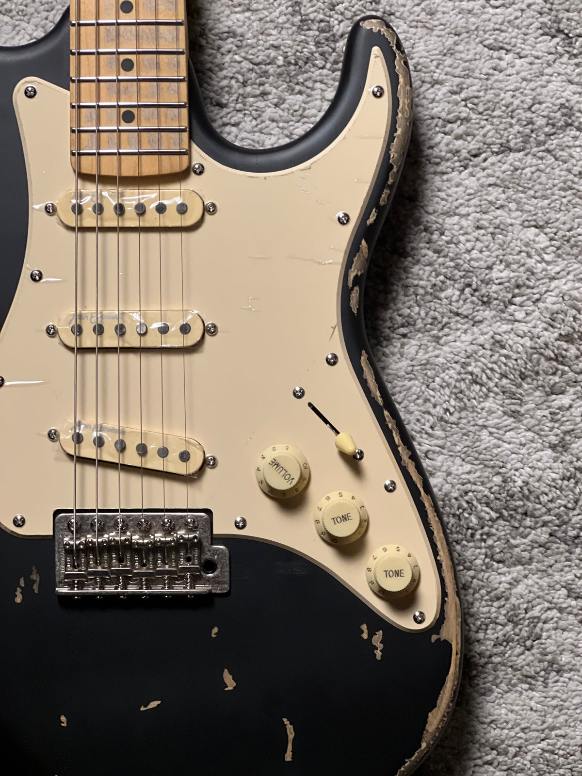 Soloking MS-1 Tribute 50s SSS Relic with Maple FB in Black