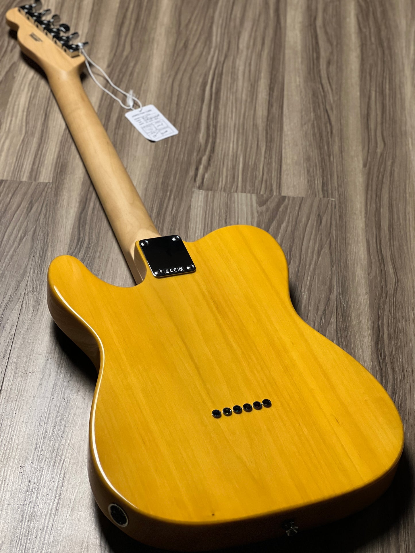 Fender Standard Telecaster with Maple FB in Butterscotch Blonde
