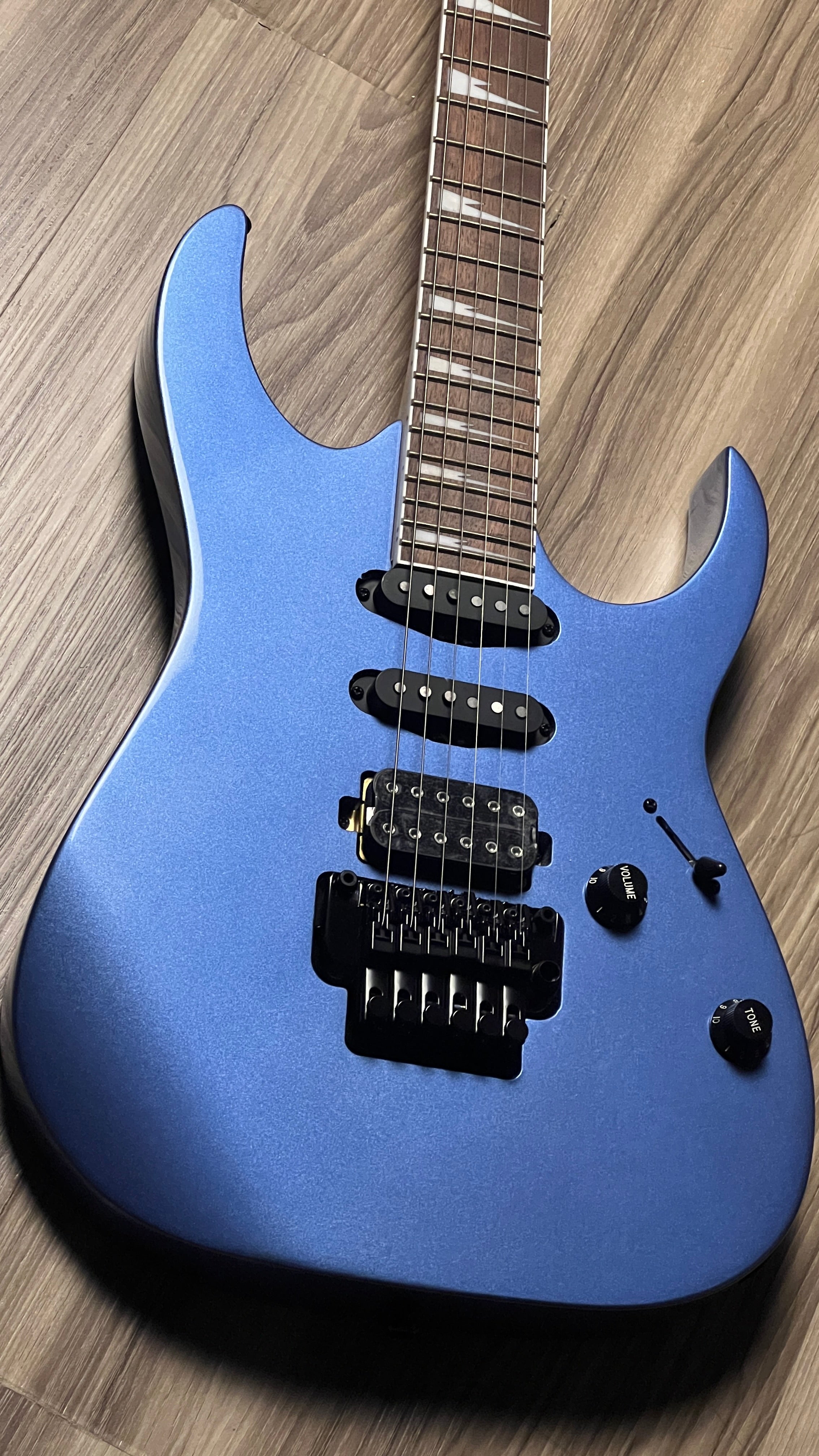 Ibanez RG460DX-BLH in Blue Haze – nafiriguitar.com