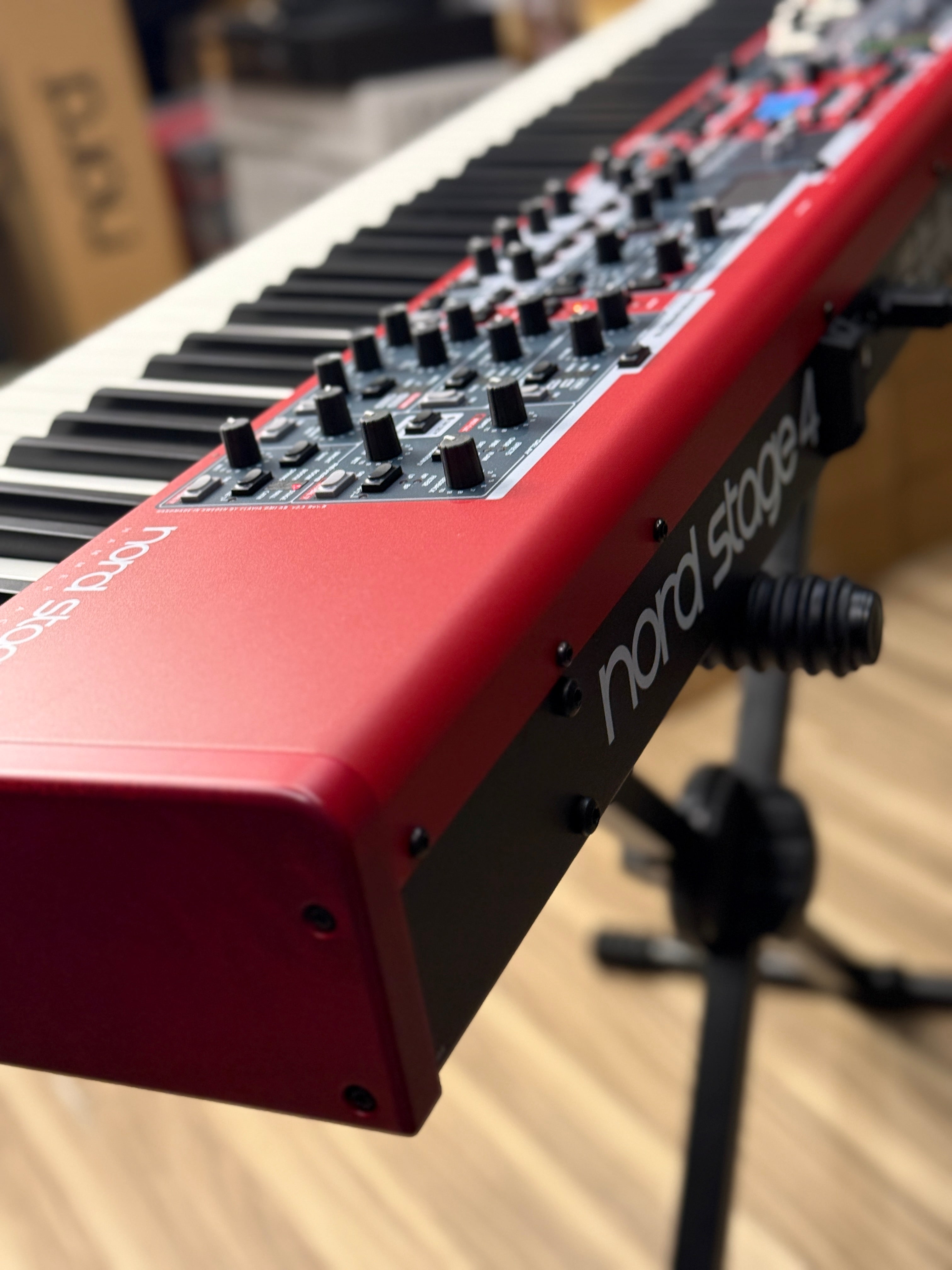 Nord Synthesizer Keyboard Stage 4 88 Stage – nafiriguitar.com
