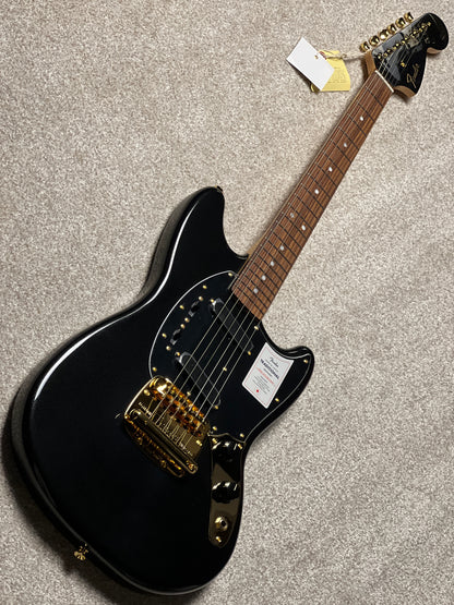 Fender Japan Traditional 2025 Collection 60s Mustang with RW FB in Black Pearl JD25012311