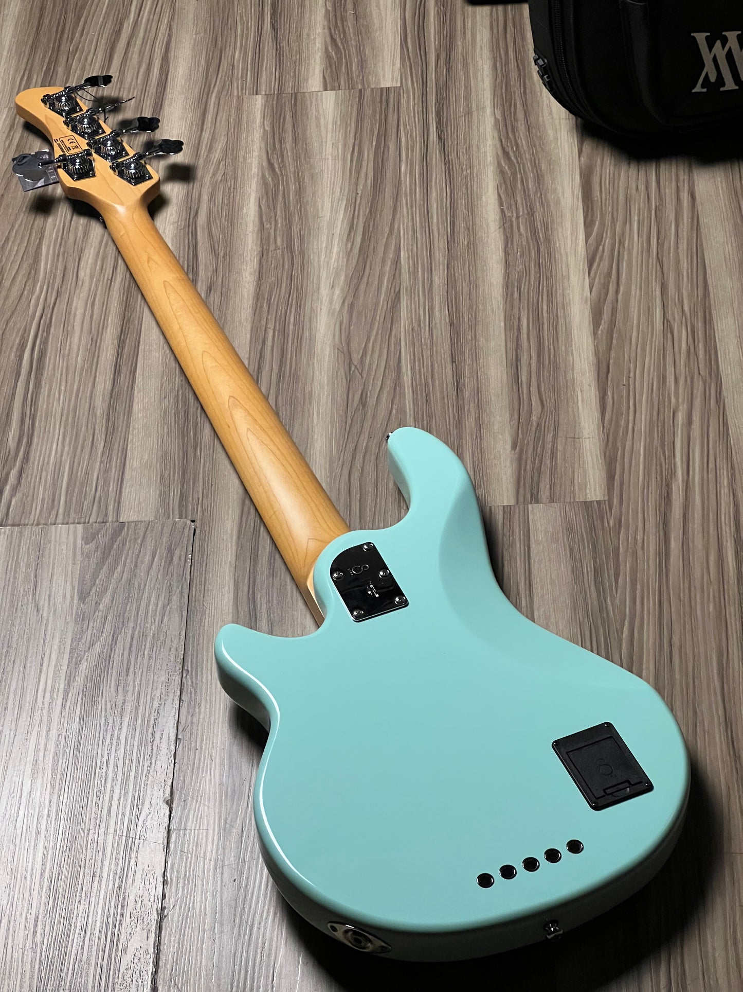 Sire Marcus Miller Z7 5-String Bass Guitar in Mint