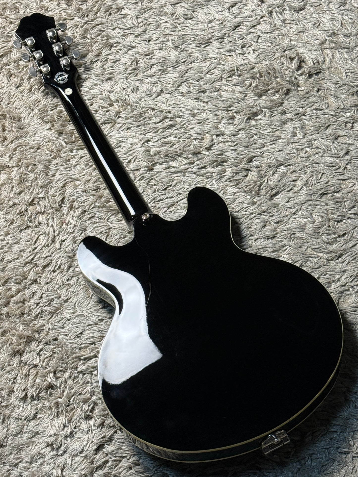 Epiphone Limited Edition Gary Clark Jr. "Blak & Blu" Casino in Blak & Blue with Bigsby 15051500205 (USED)
