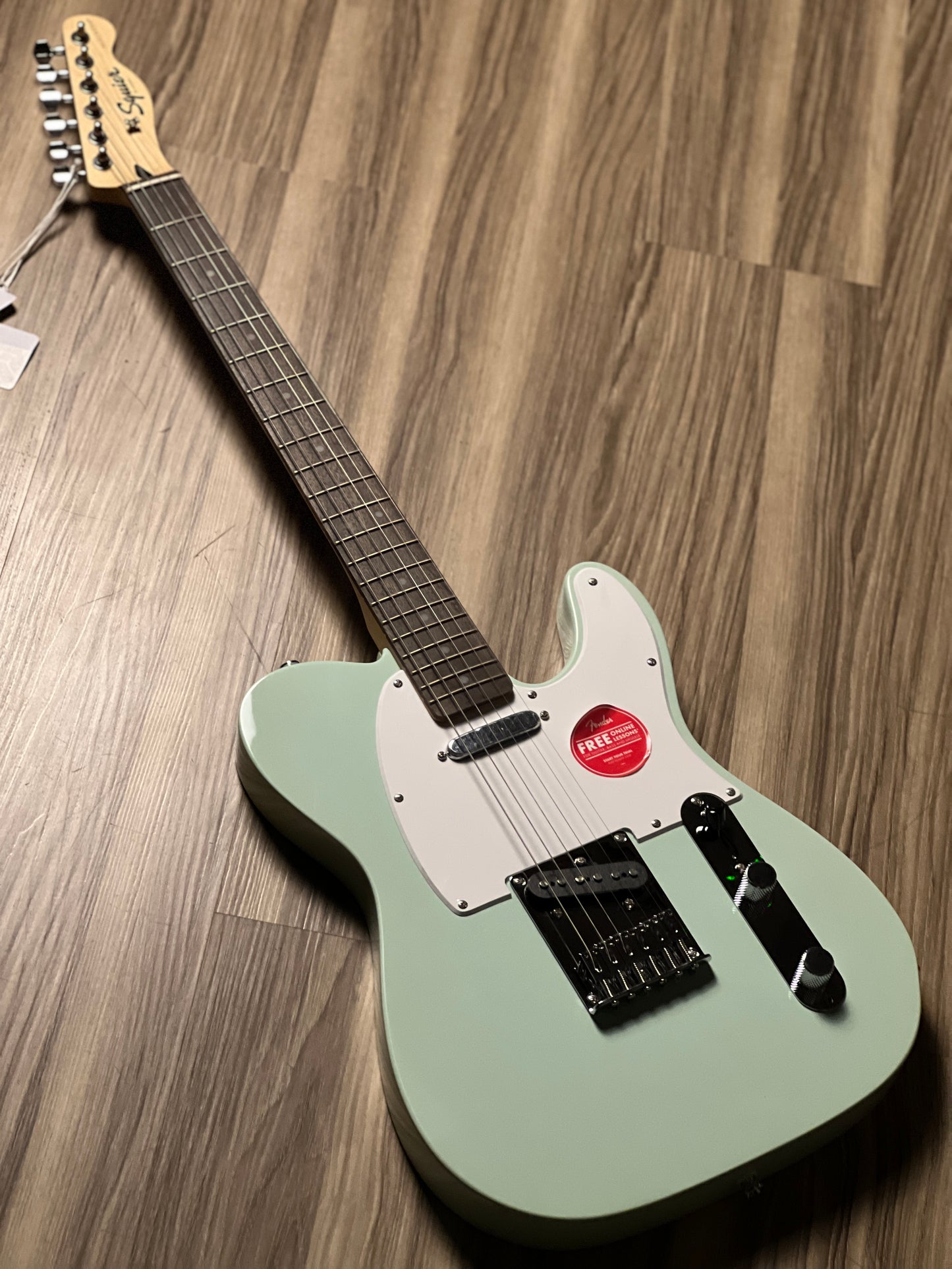 Squier FSR Sonic Telecaster with White Pickguard and Laurel FB in Surf Green