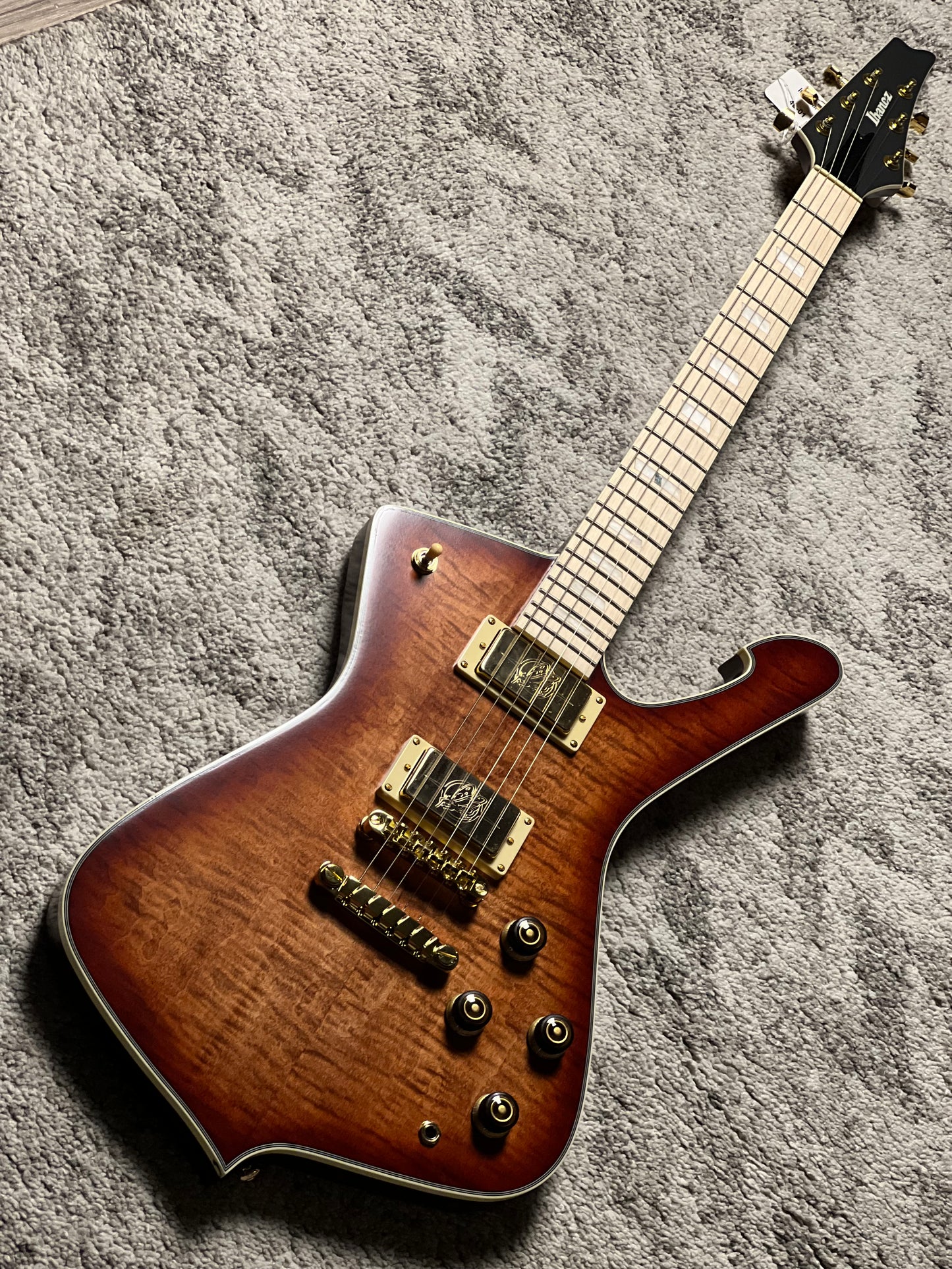 Ibanez Iceman IC420MFM-CML w/IC Bag in Caramel Burst Low Gloss