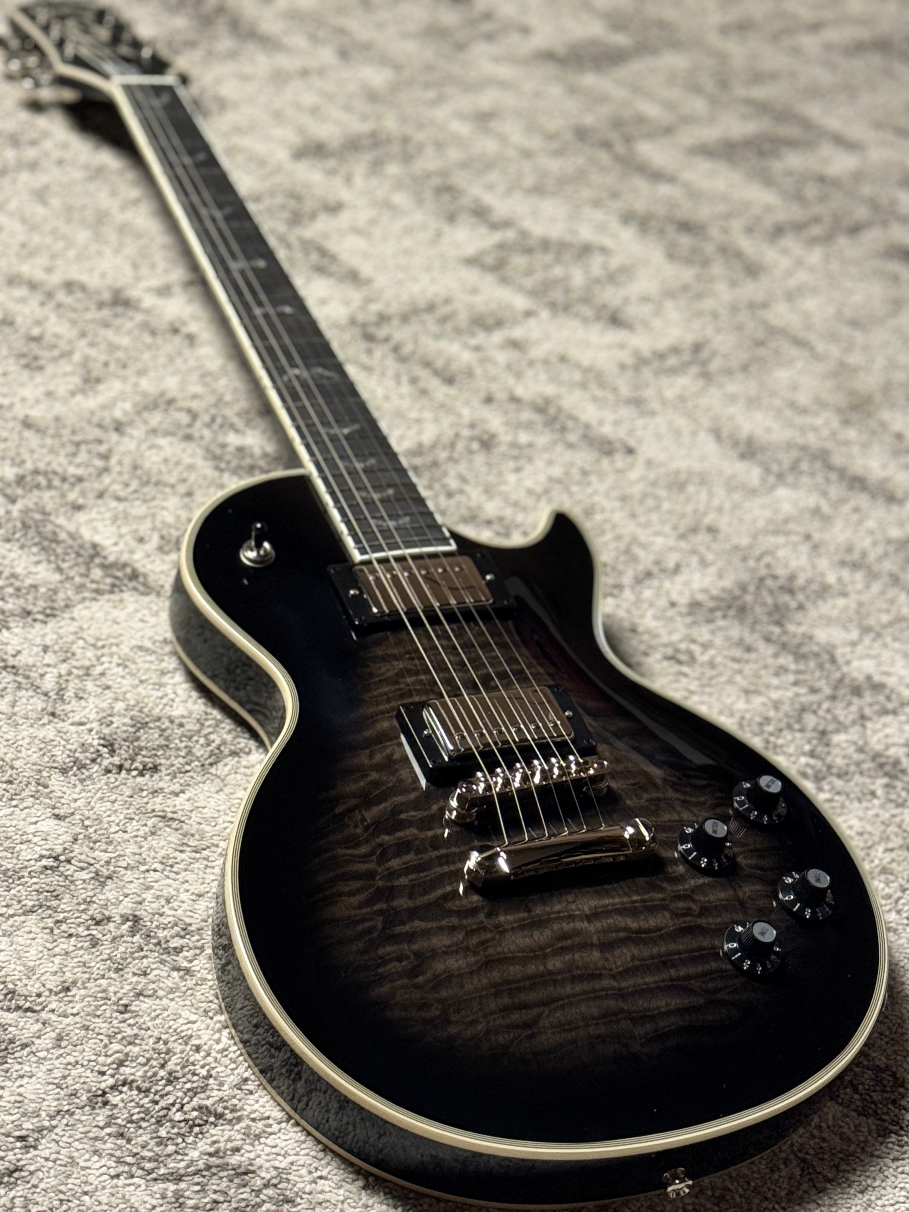 Epiphone Les Paul Custom Bats in Flight in Transparent Ebony Burst