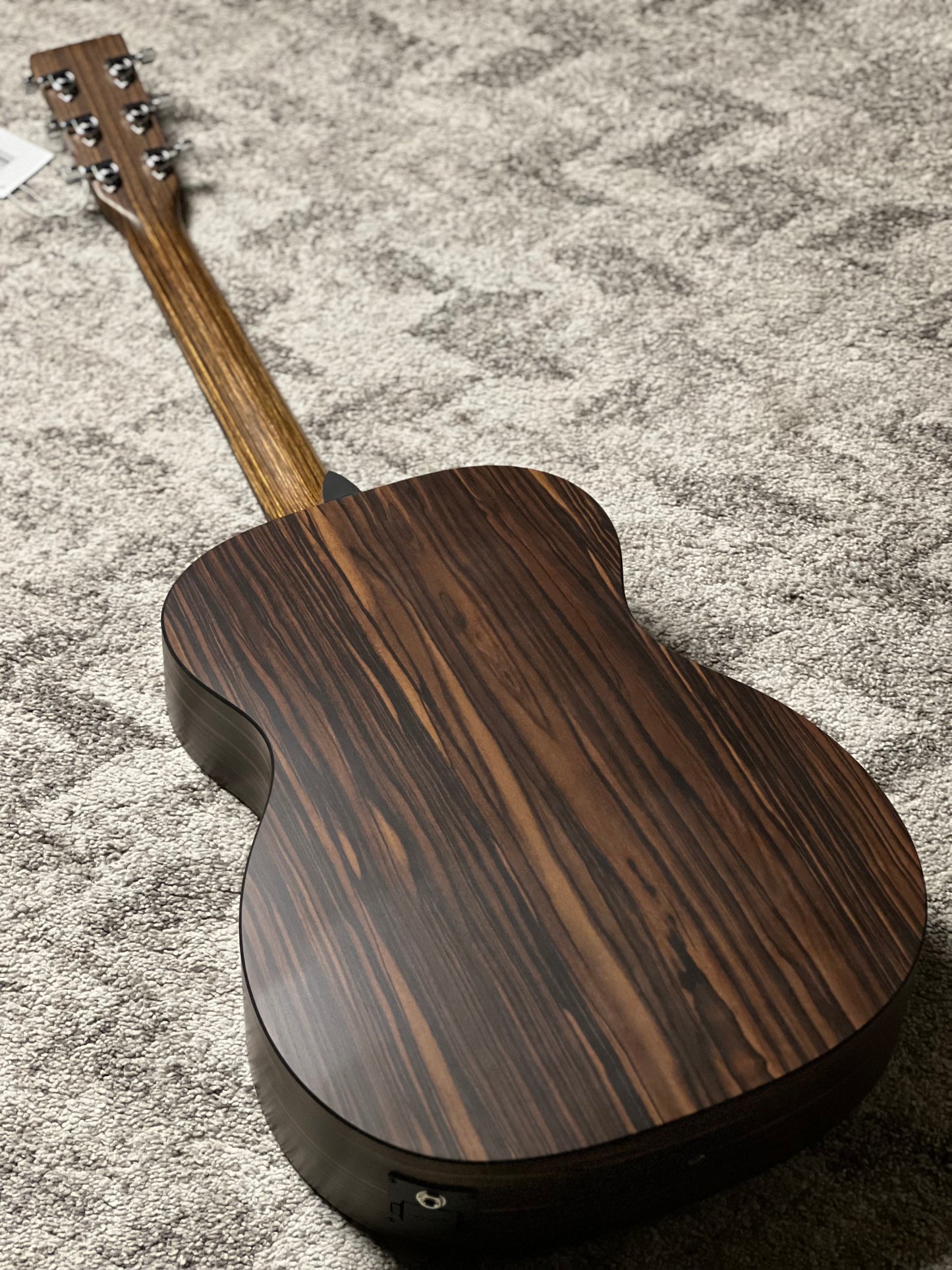 Martin CMX008-000XE Macassar Ebony Limited Edition