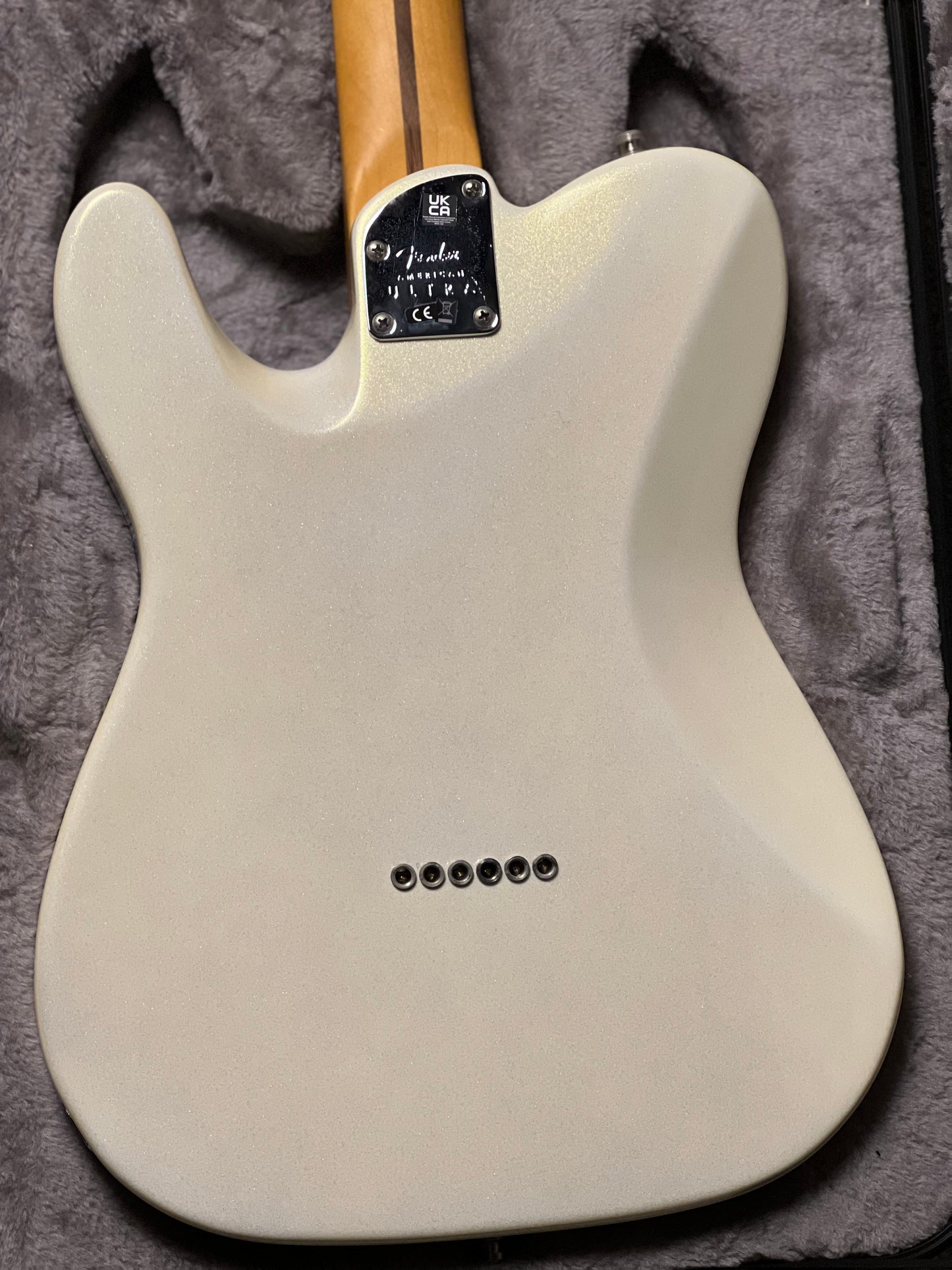Fender American Ultra Telecaster with Rosewood FB in Arctic Pearl