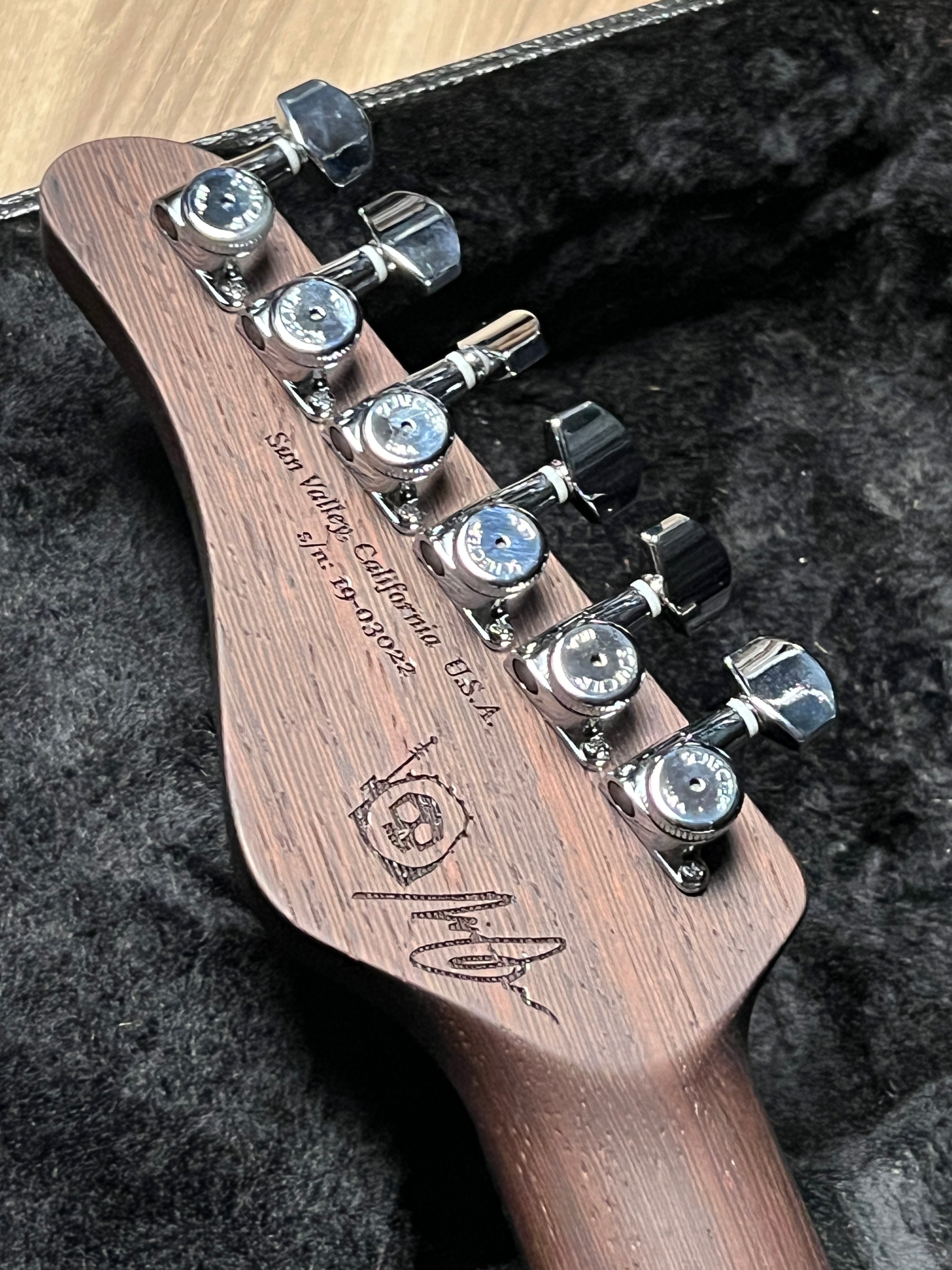 Schecter USA Signature Nick Johnston Signature - Atomic Snow